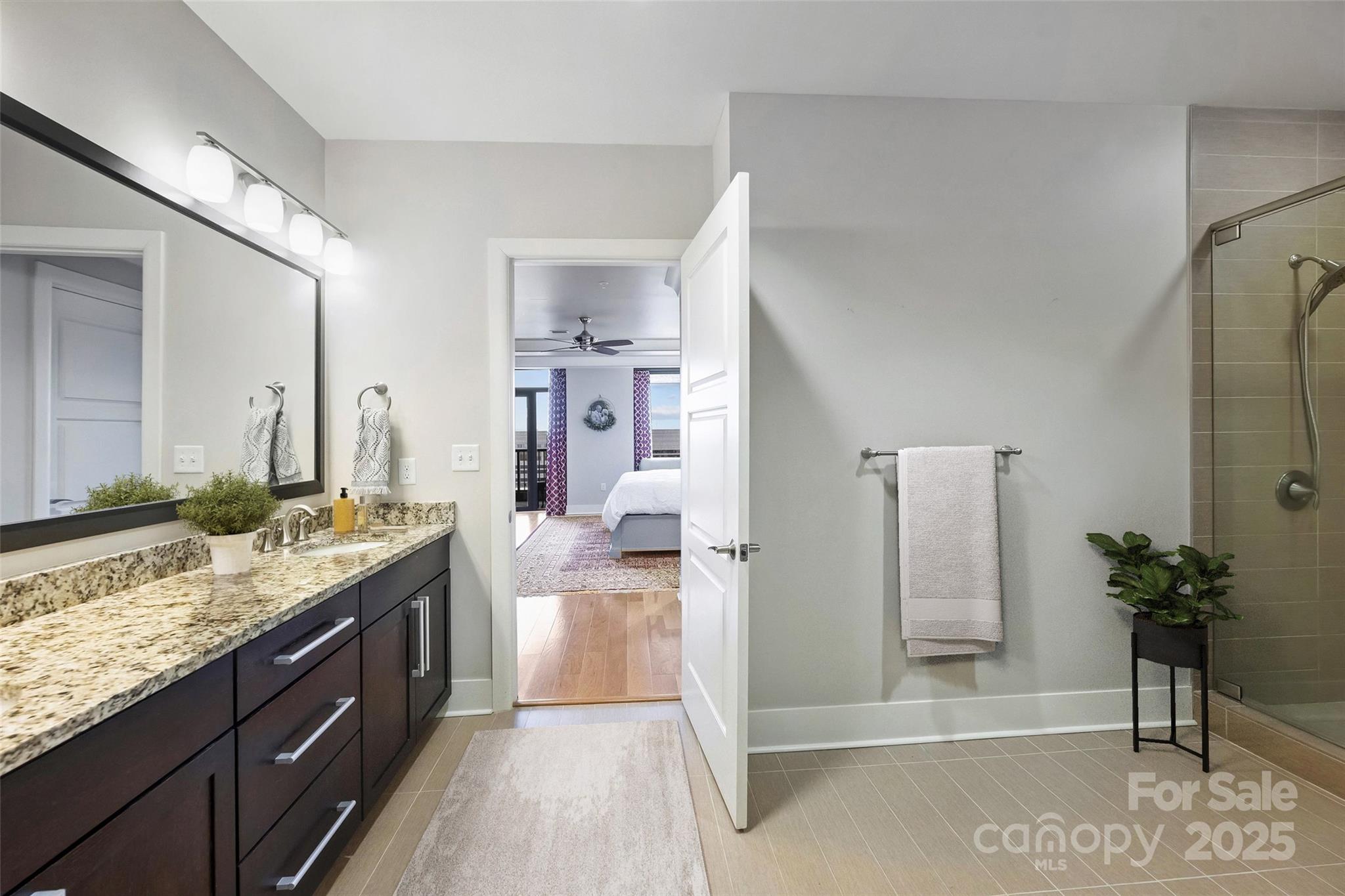 222 S Caldwell Street Unit: 1812