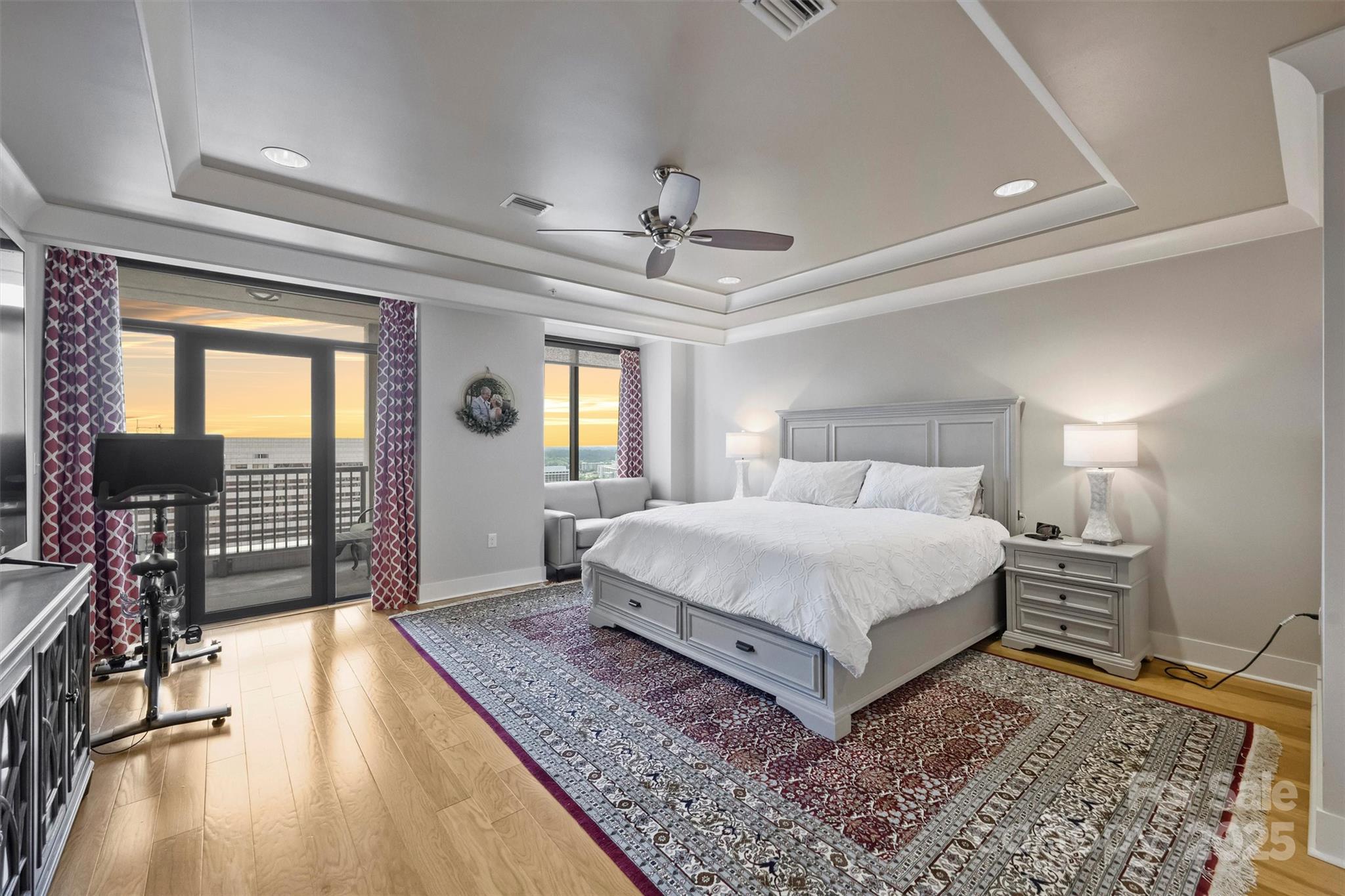 222 S Caldwell Street Unit: 1812