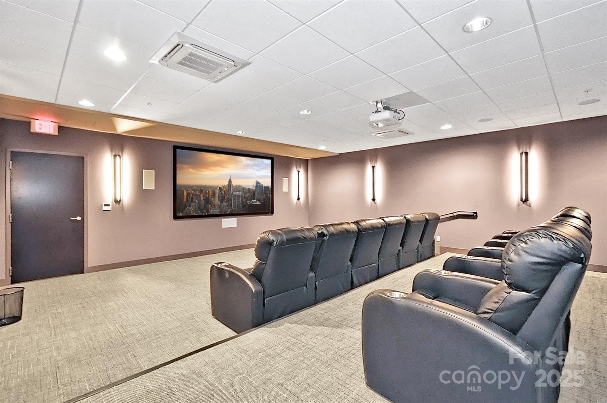 222 S Caldwell Street Unit: 1812