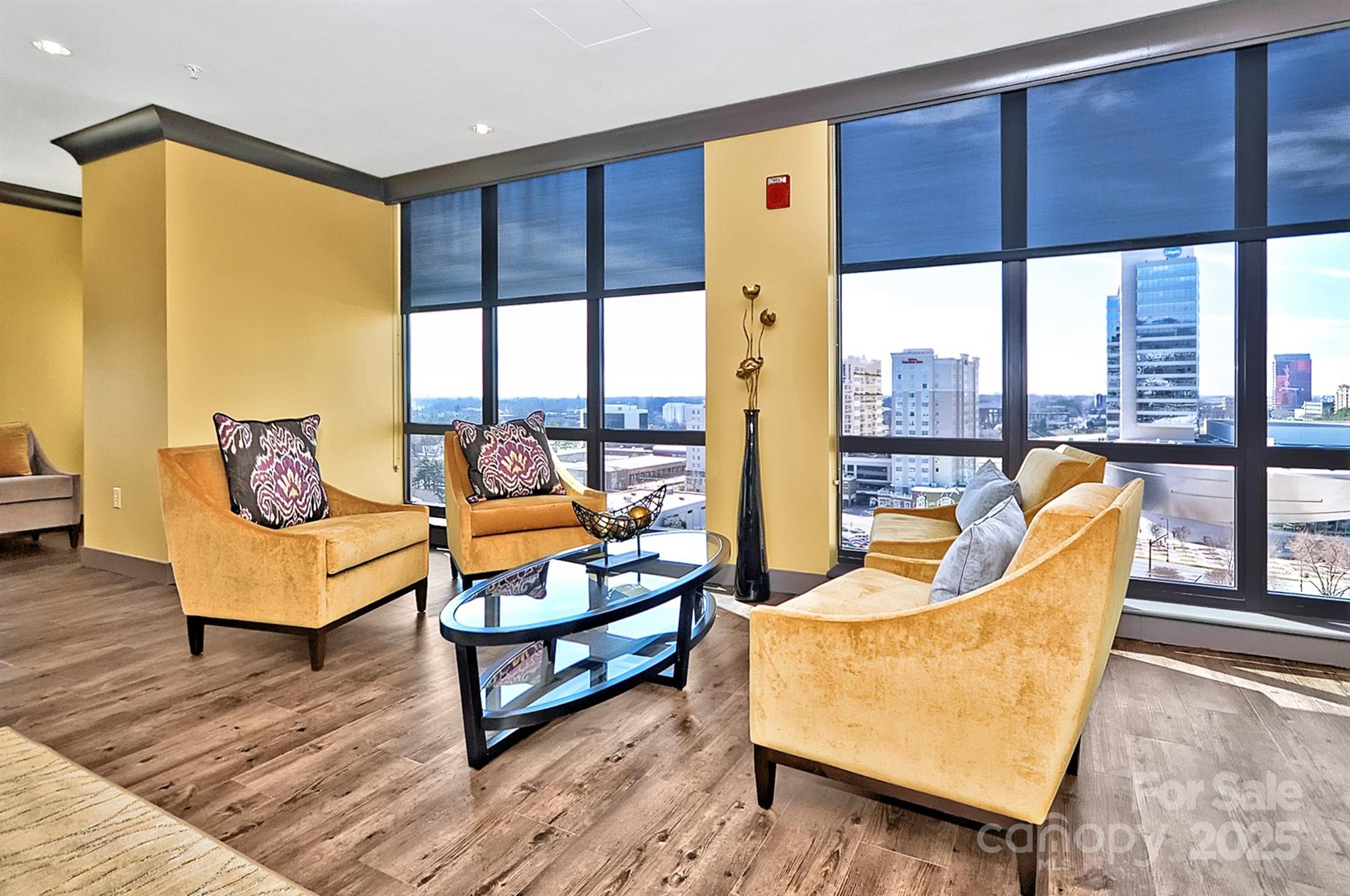 222 S Caldwell Street Unit: 1812