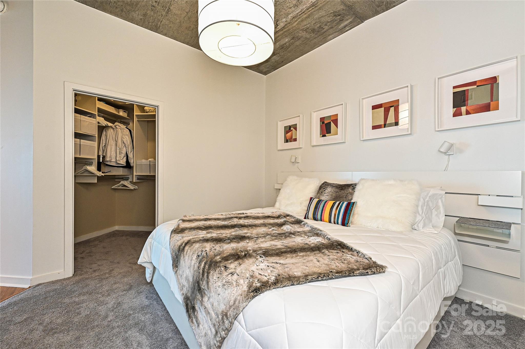 210 N Church Street Unit: 2013