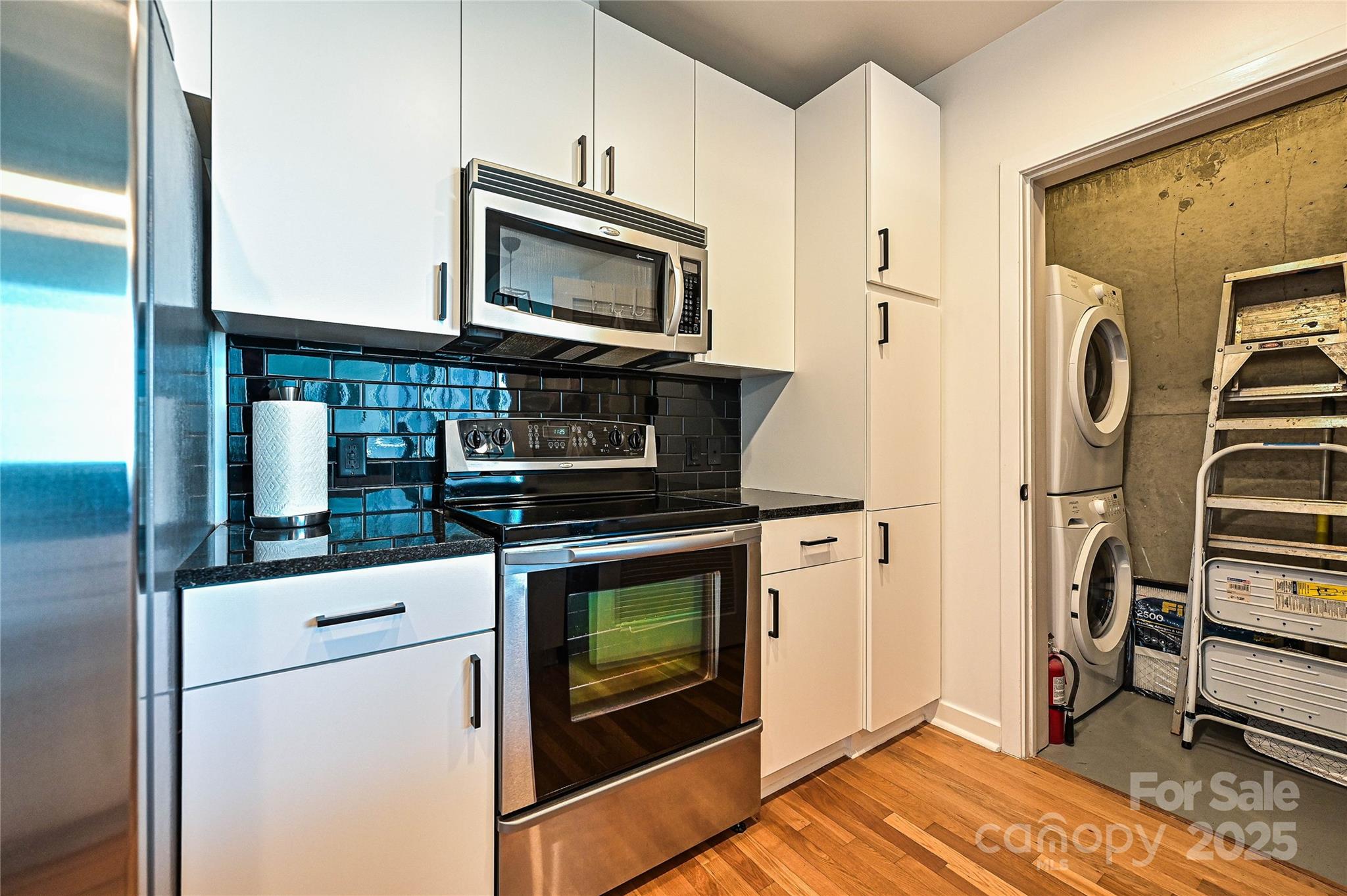 210 N Church Street Unit: 2013