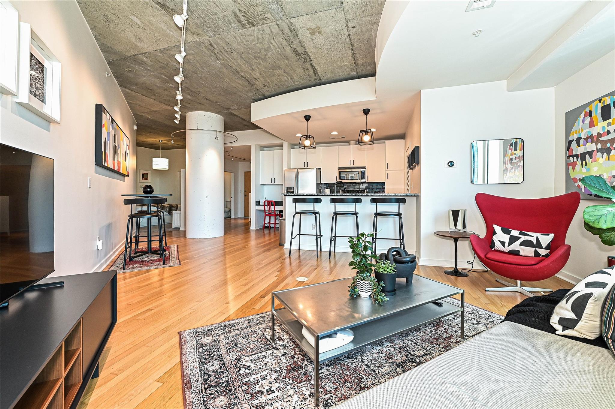 210 N Church Street Unit: 2013