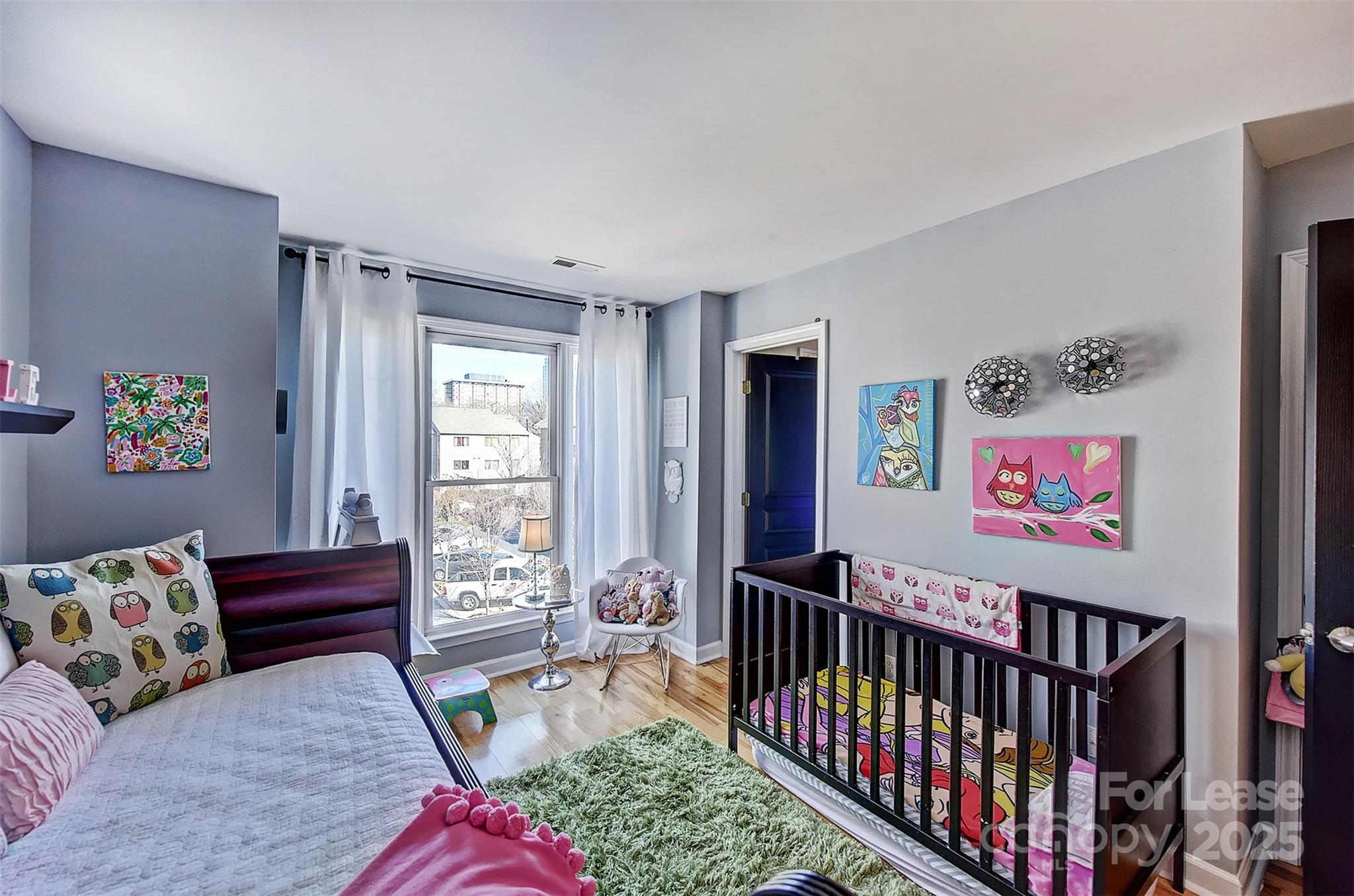 343 W 7th Street