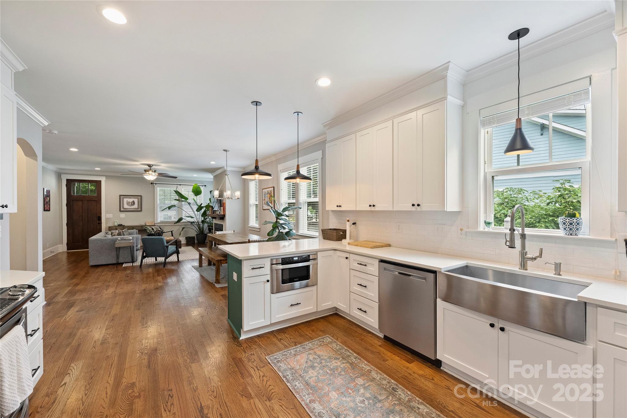 126 N Smallwood Place