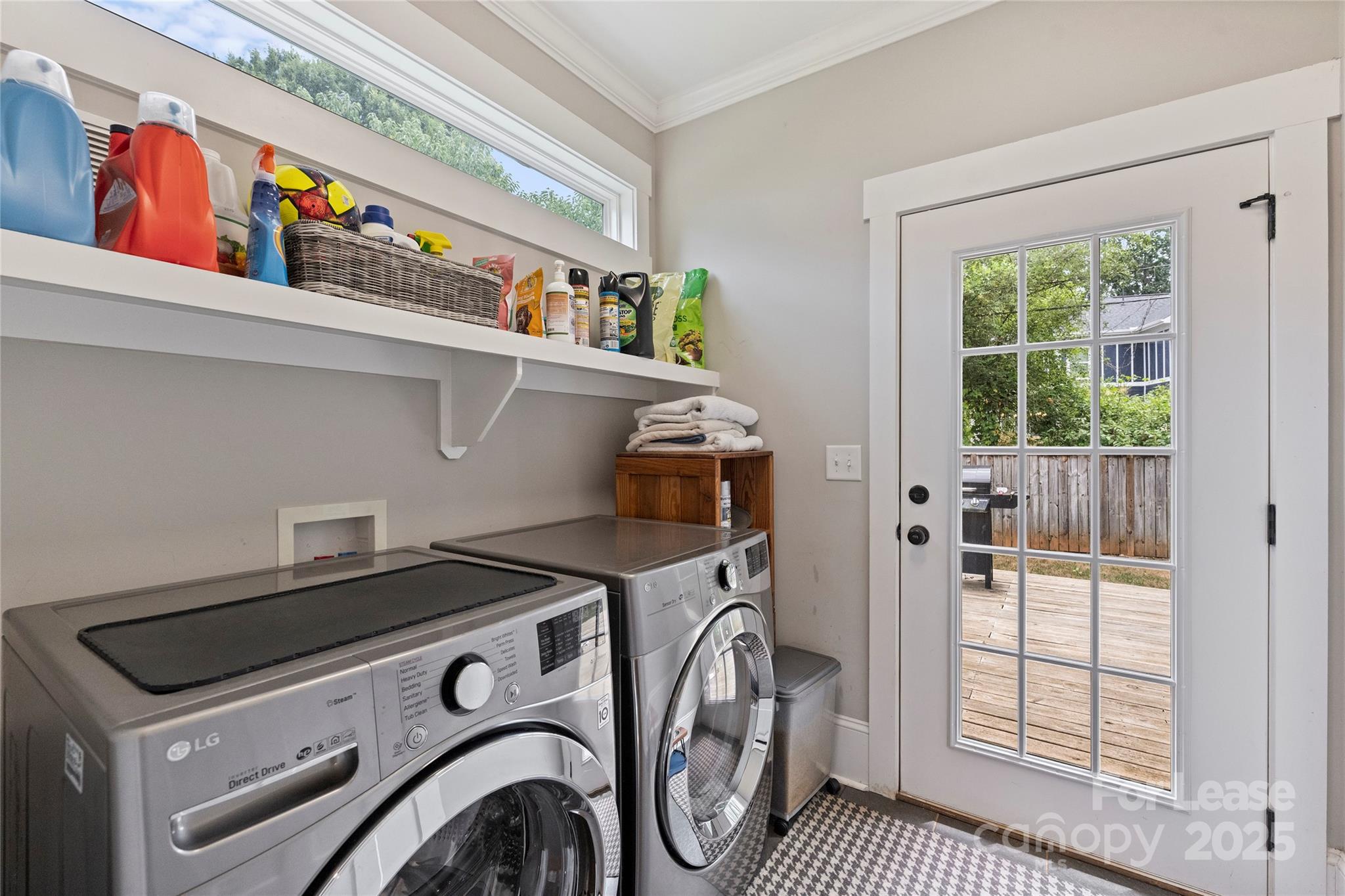 126 N Smallwood Place