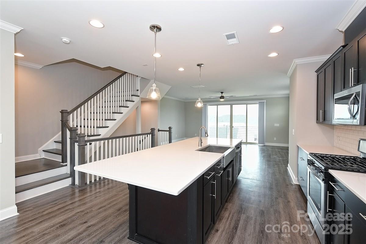 2635 Statesville Avenue