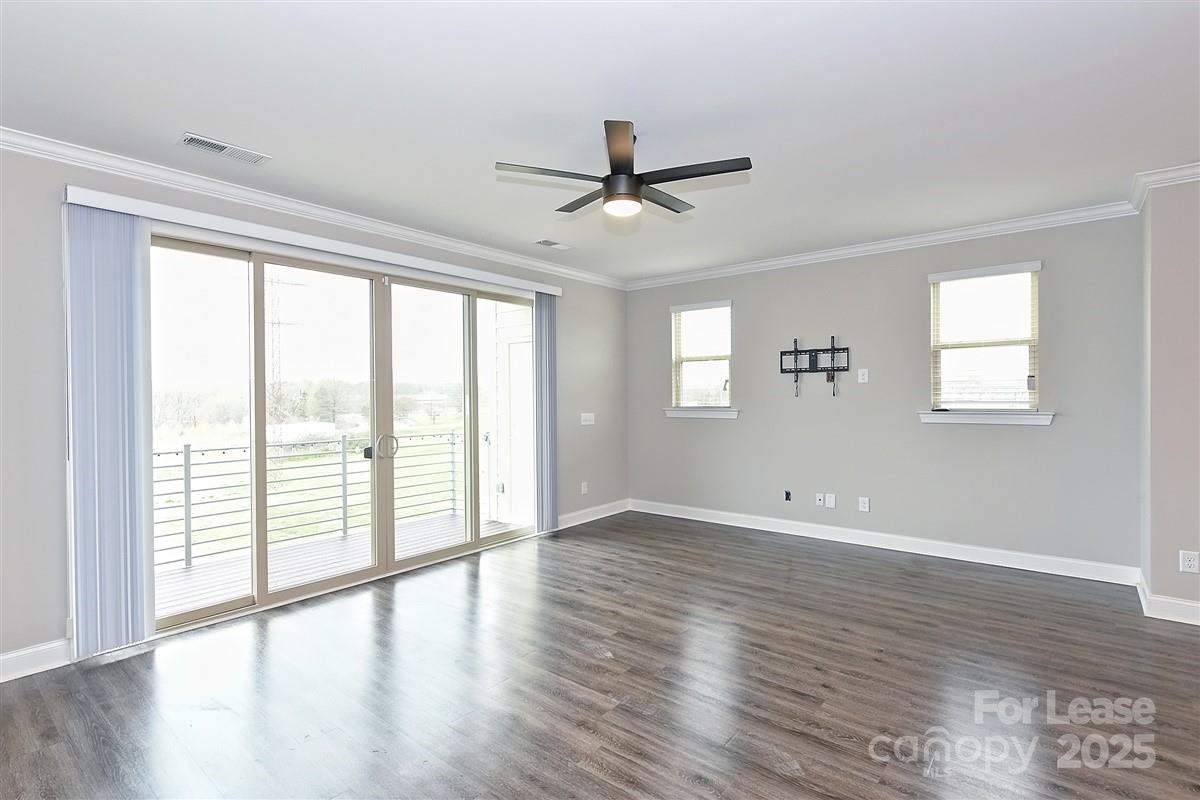 2635 Statesville Avenue