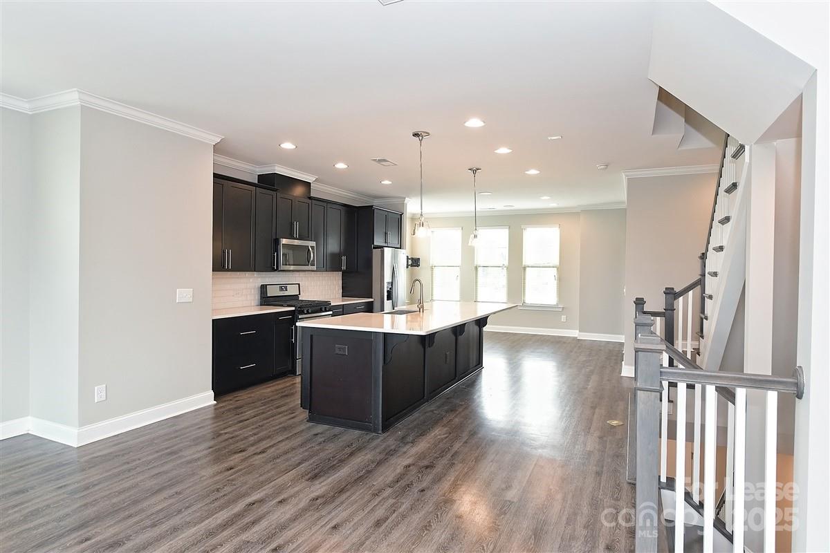 2635 Statesville Avenue