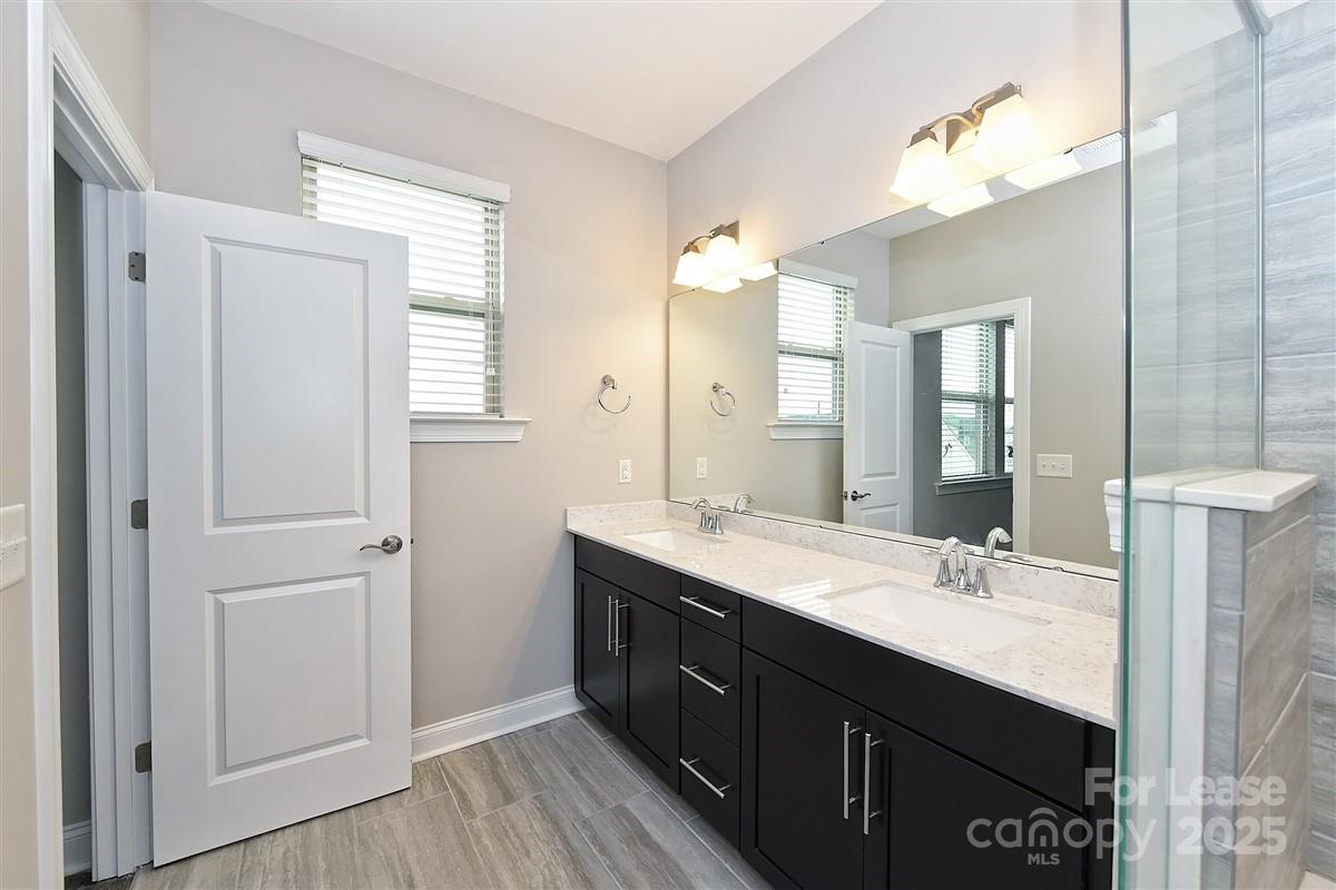 2635 Statesville Avenue