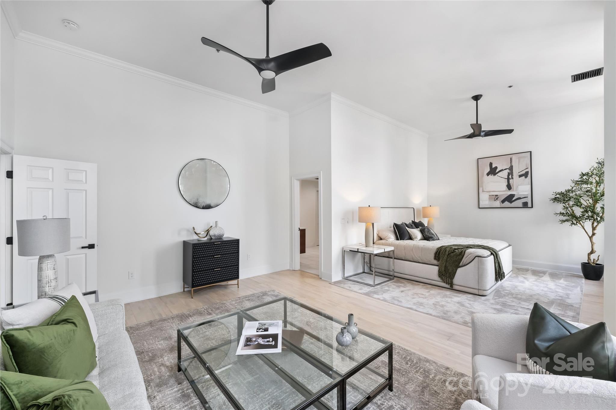 127 N Tryon Street Unit: 615