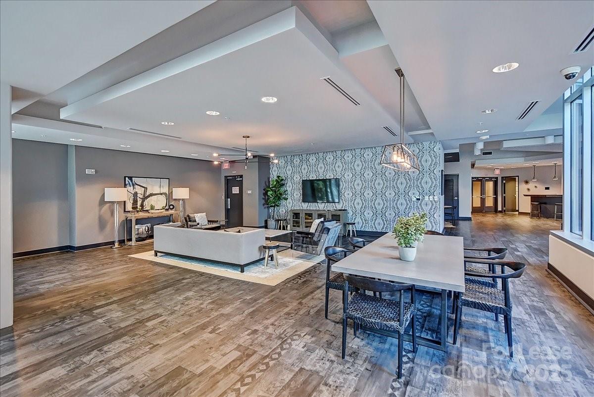 210 N Church Street Unit: 1505