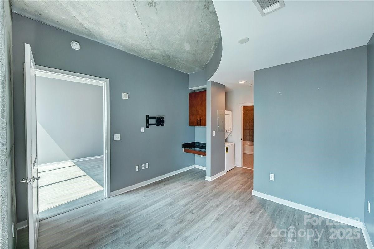 210 N Church Street Unit: 1505