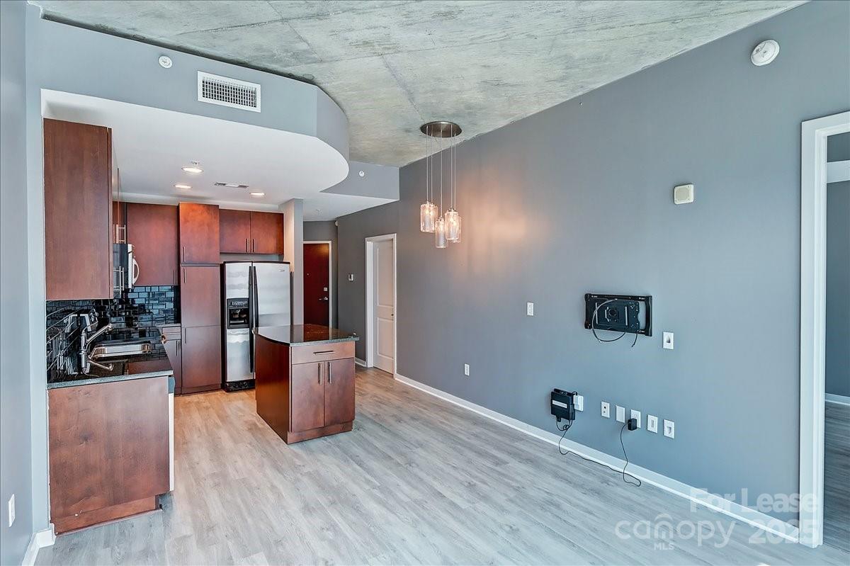 210 N Church Street Unit: 1505