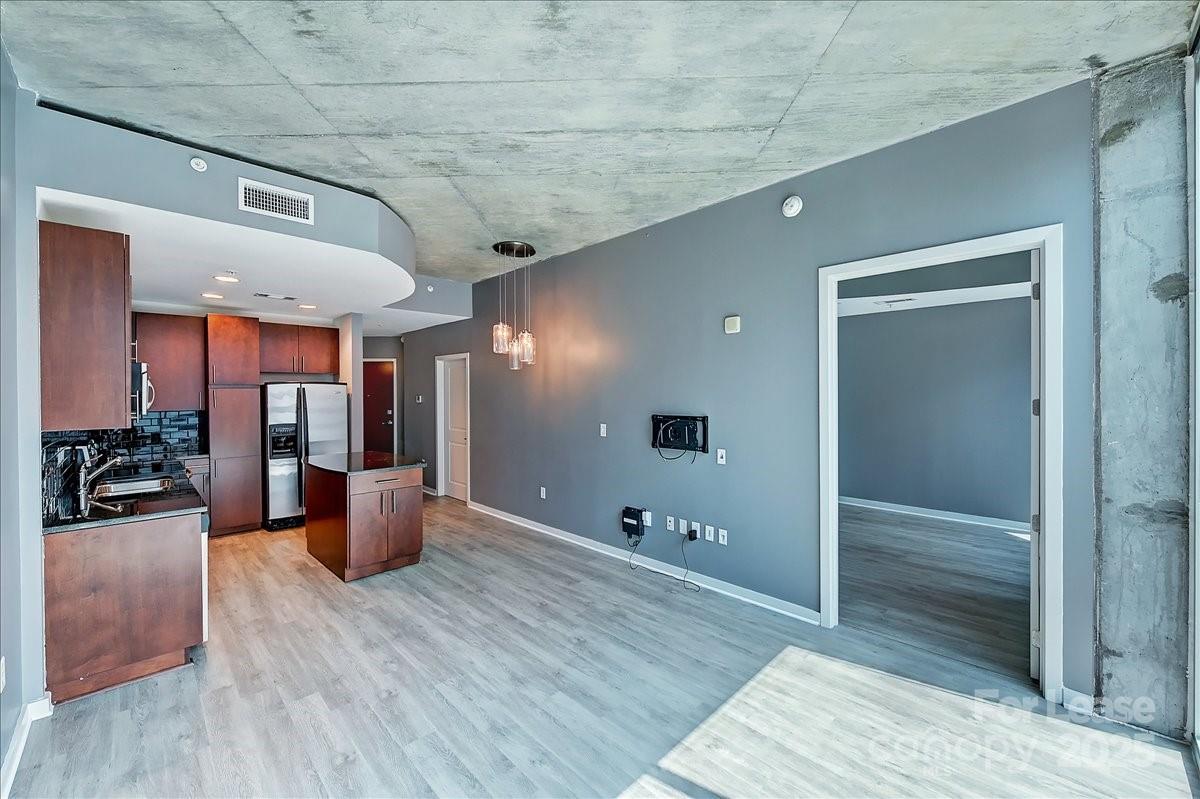 210 N Church Street Unit: 1505