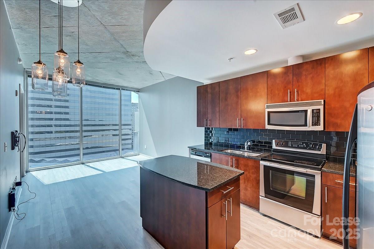 210 N Church Street Unit: 1505