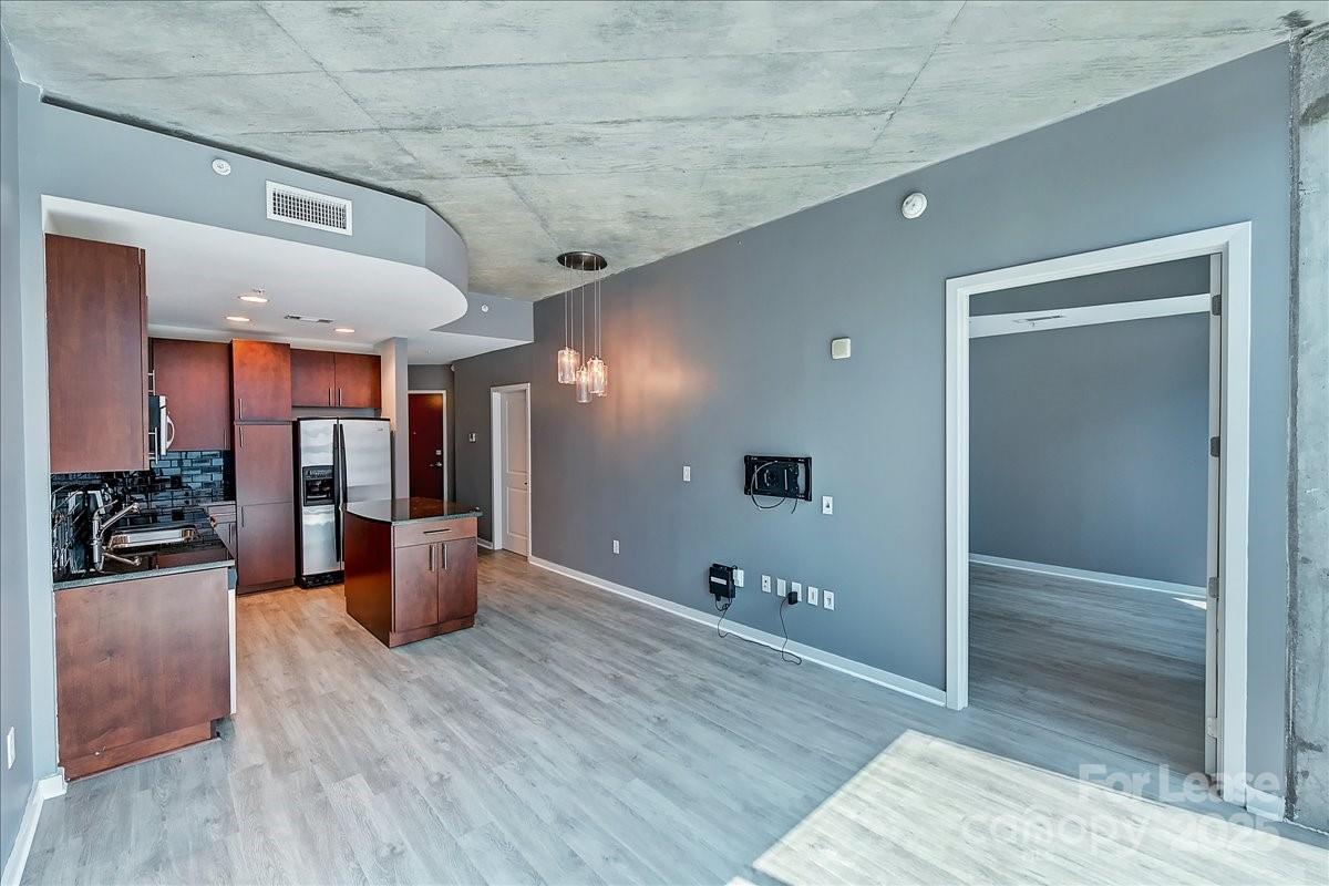 210 N Church Street Unit: 1505