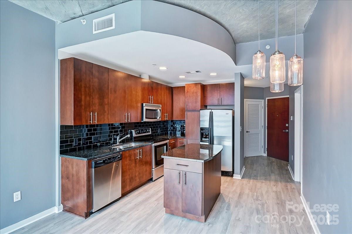 210 N Church Street Unit: 1505