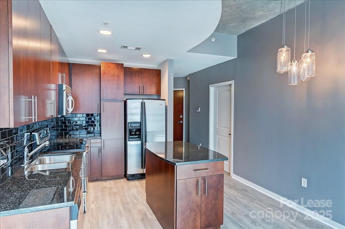 210 N Church Street Unit: 1505