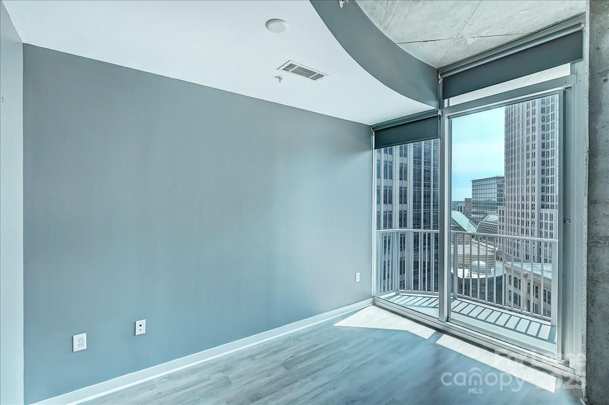 210 N Church Street Unit: 1505