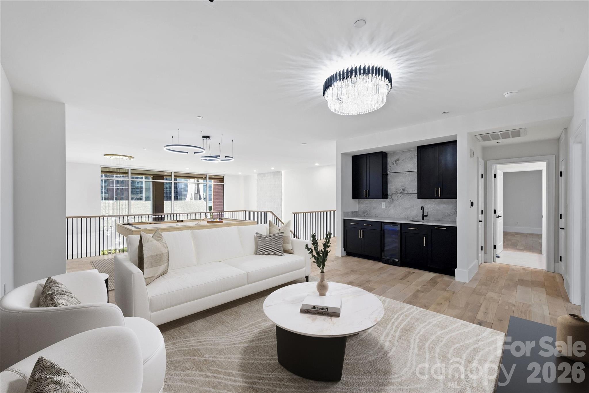 435 S Tryon Street Unit: 301