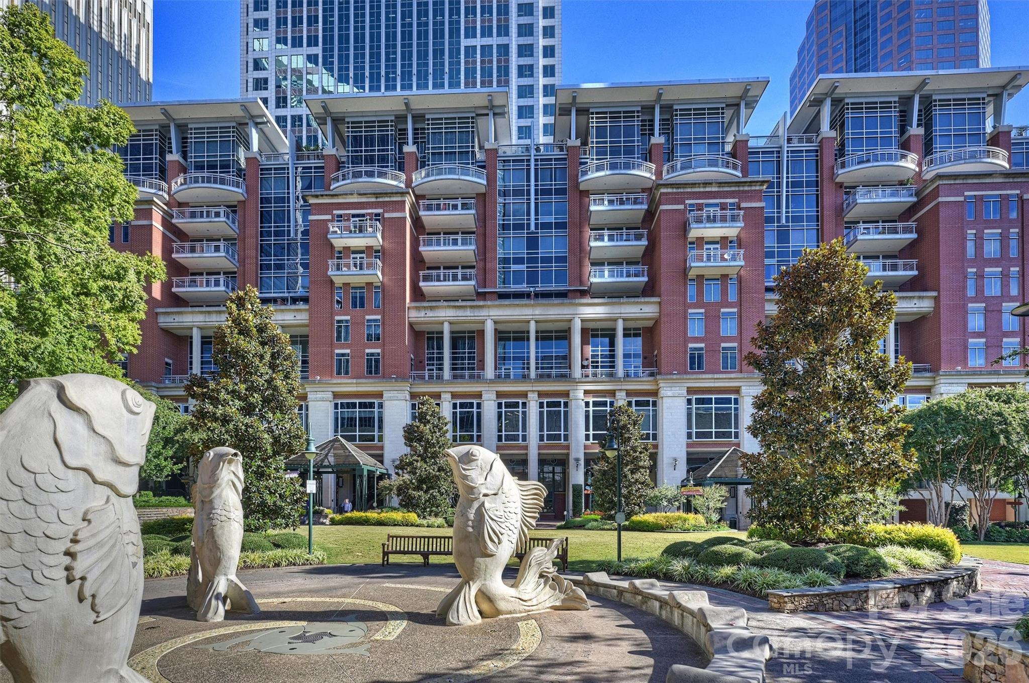 435 S Tryon Street Unit: 301