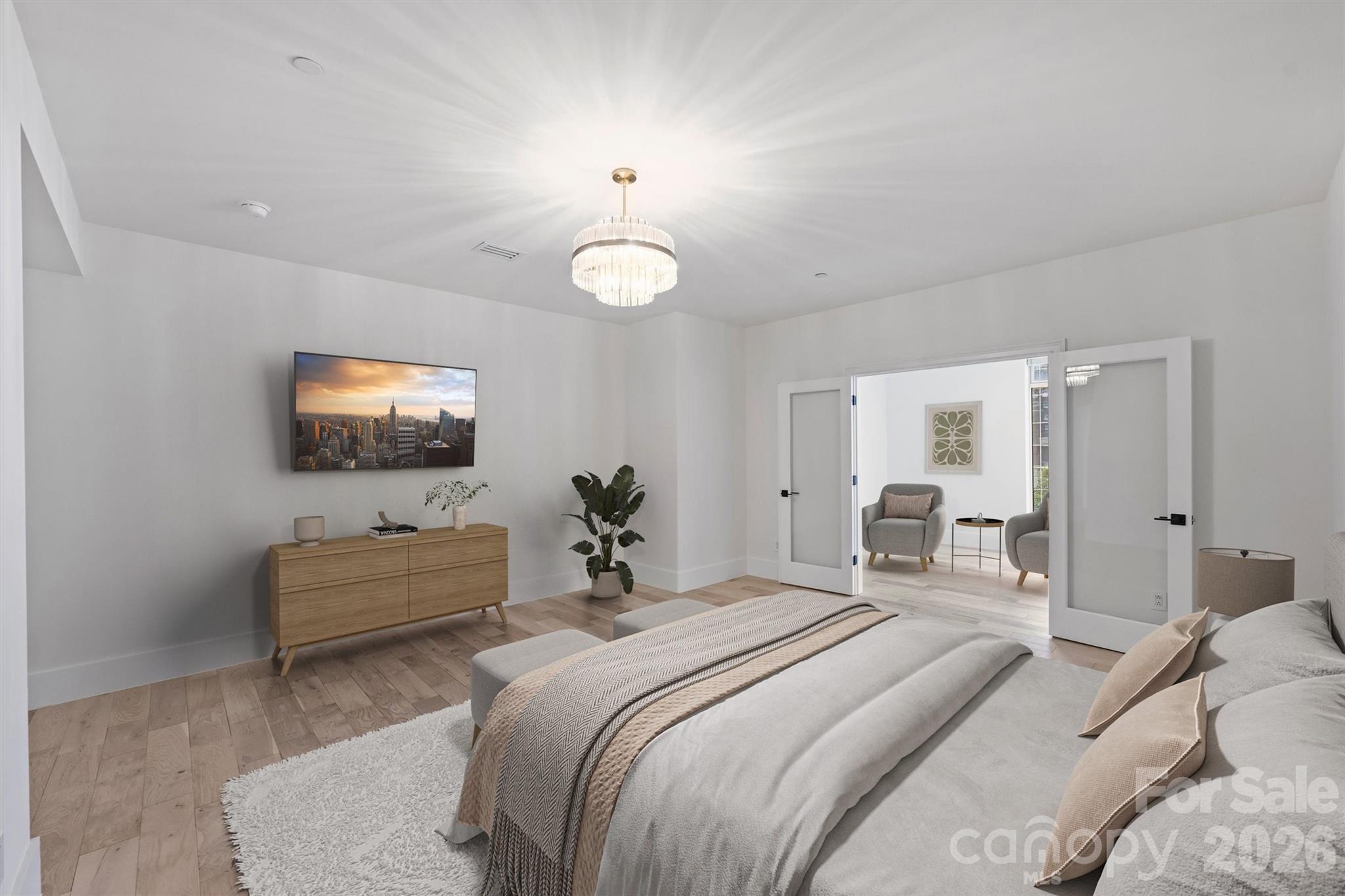 435 S Tryon Street Unit: 301