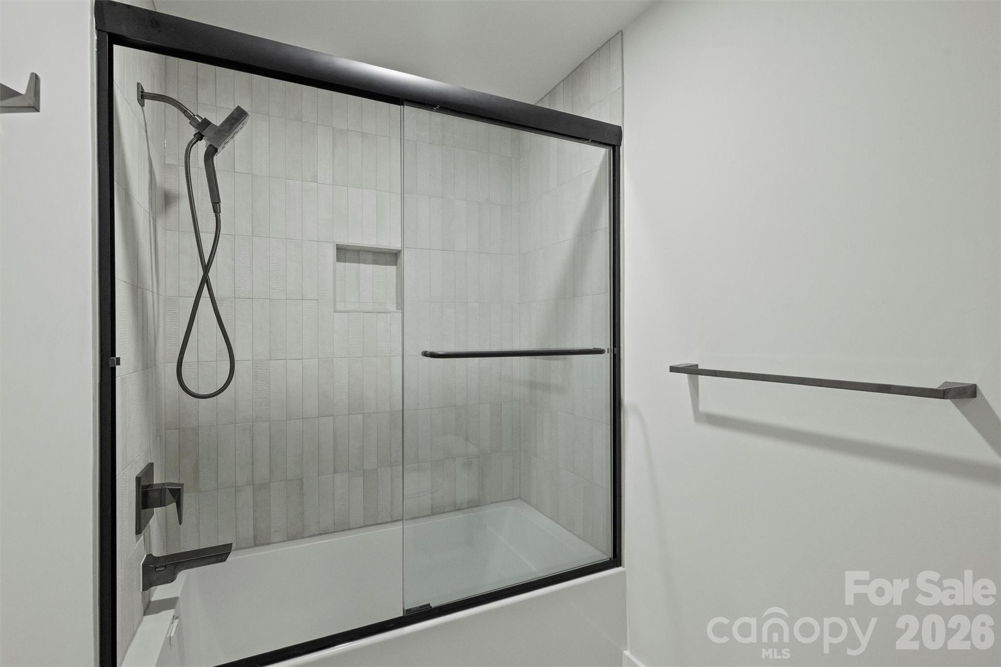 435 S Tryon Street Unit: 301