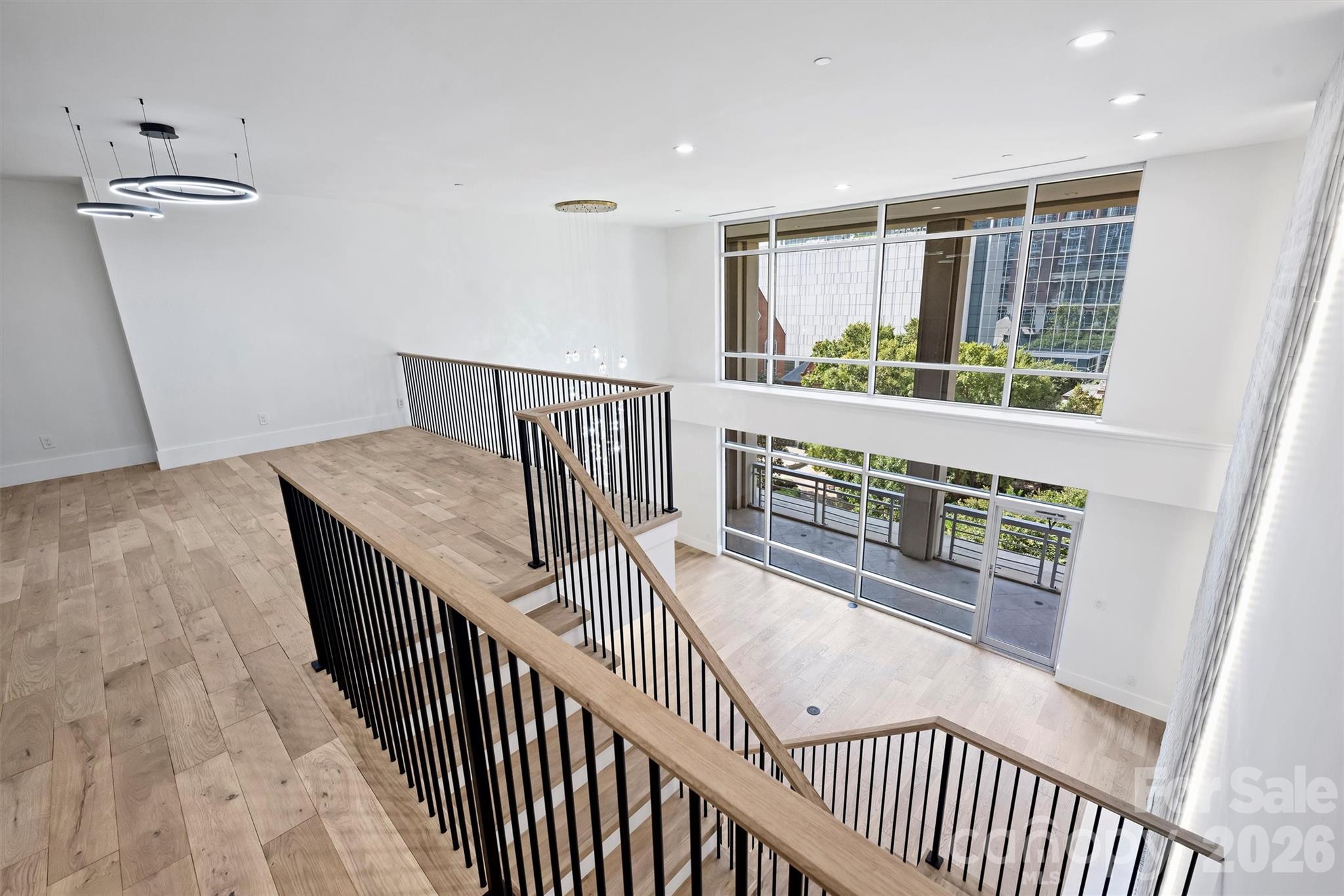 435 S Tryon Street Unit: 301