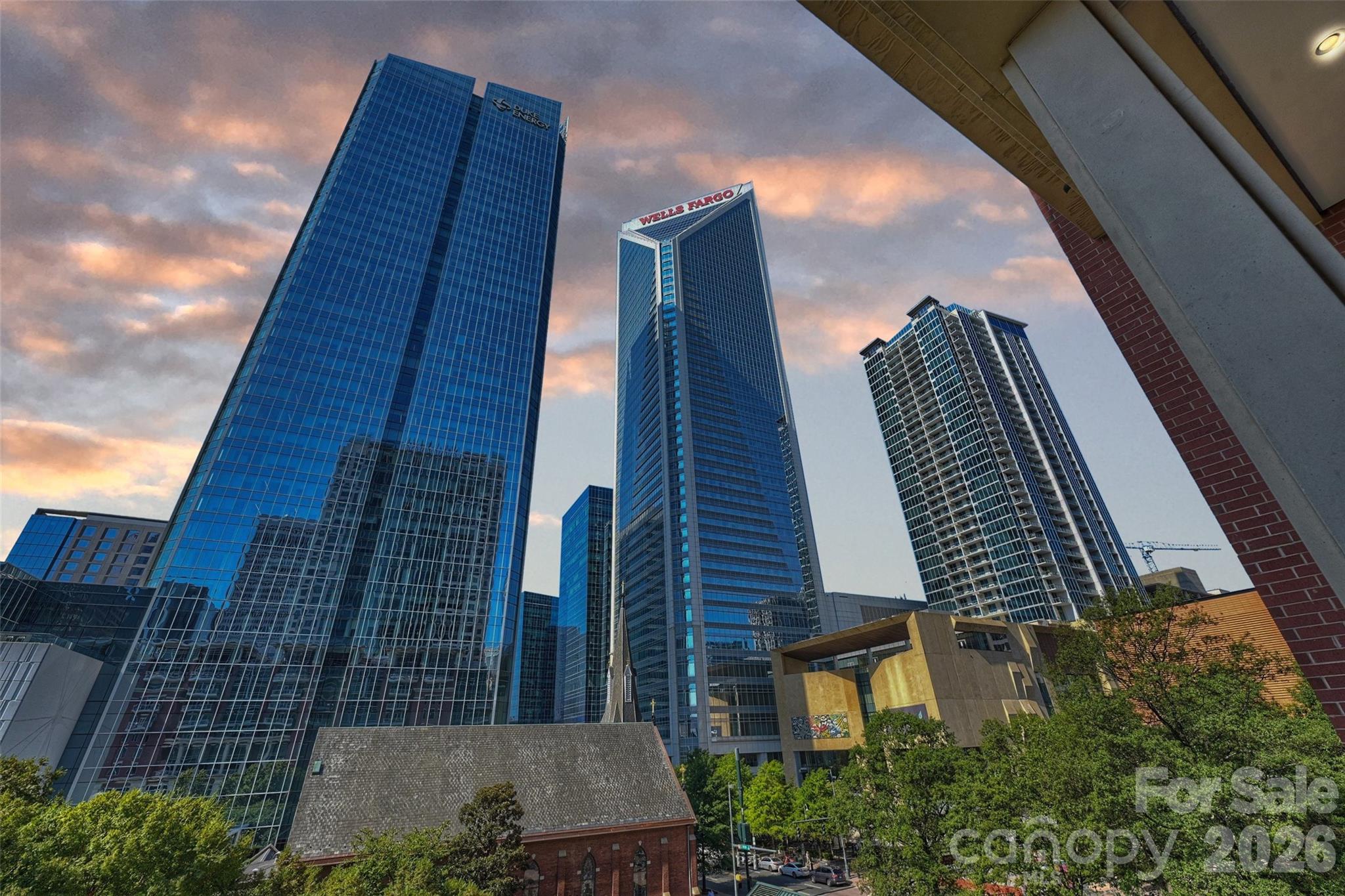 435 S Tryon Street Unit: 301