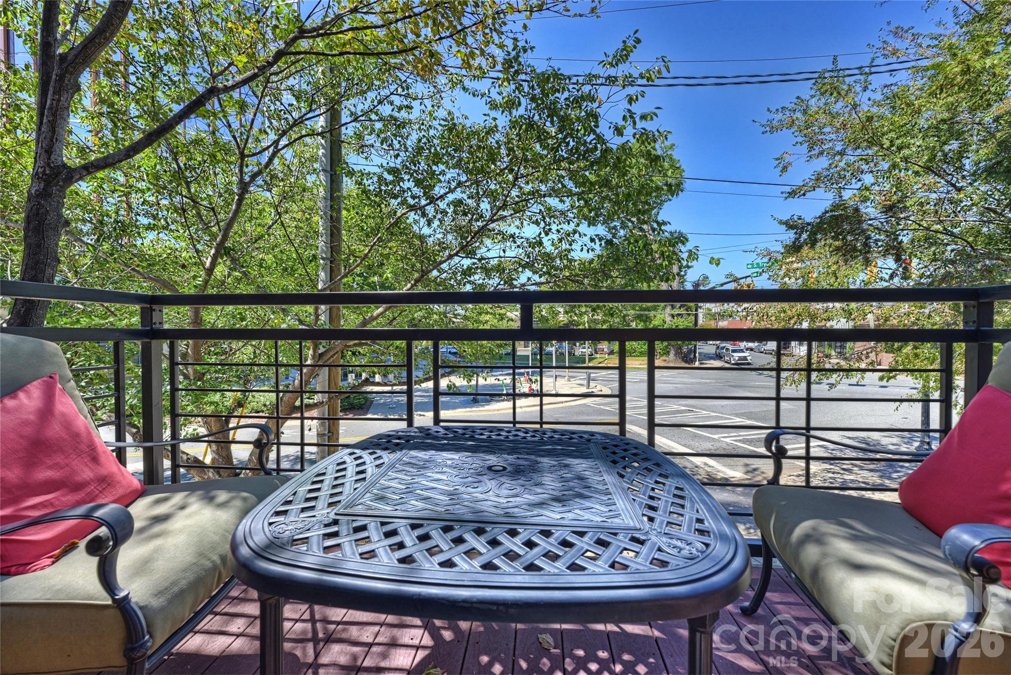 1425 Camden Road