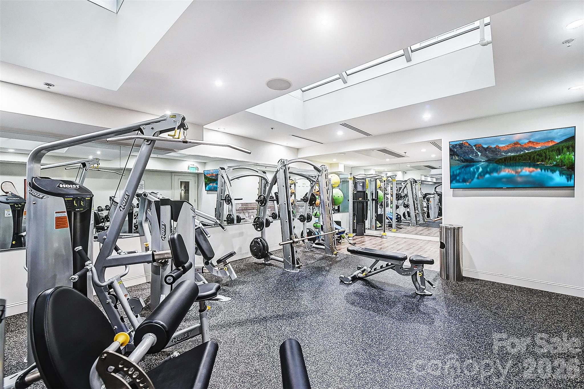 127 N Tryon Street Unit: 508