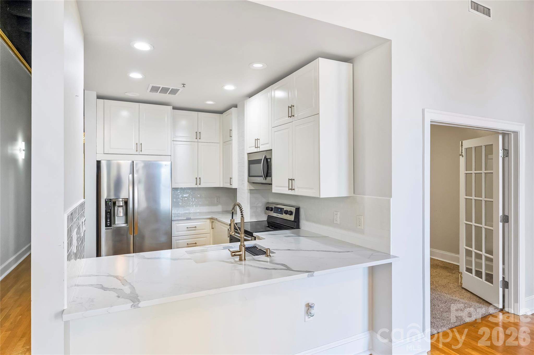 127 N Tryon Street Unit: 508