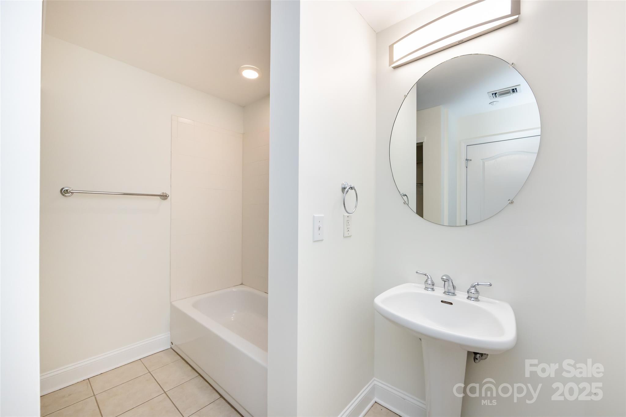 415 N Church Street Unit: 312