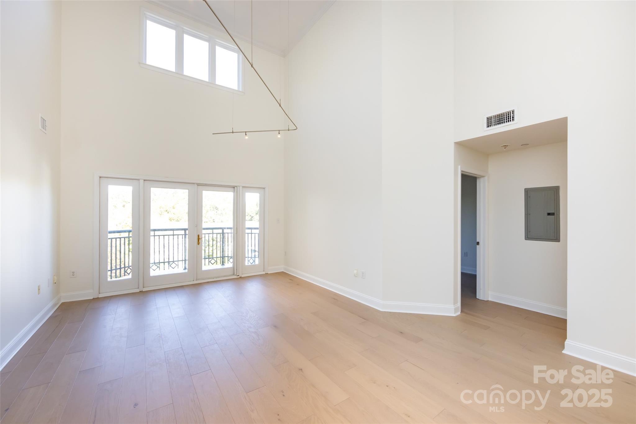 415 N Church Street Unit: 312