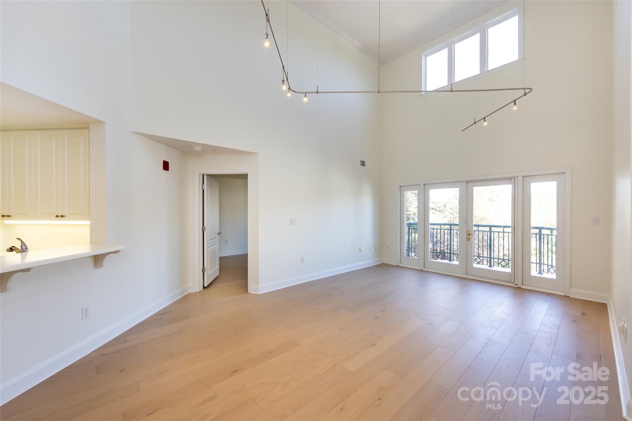 415 N Church Street Unit: 312