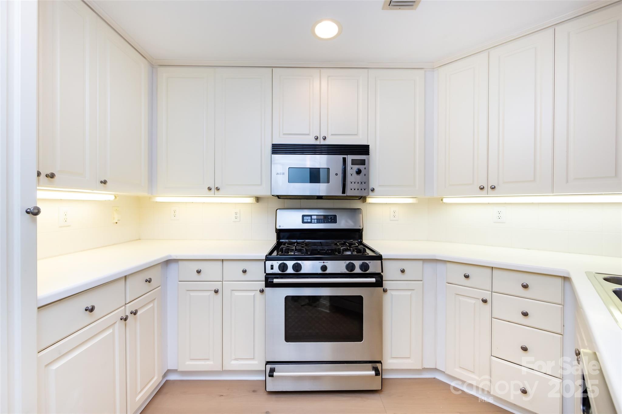 415 N Church Street Unit: 312