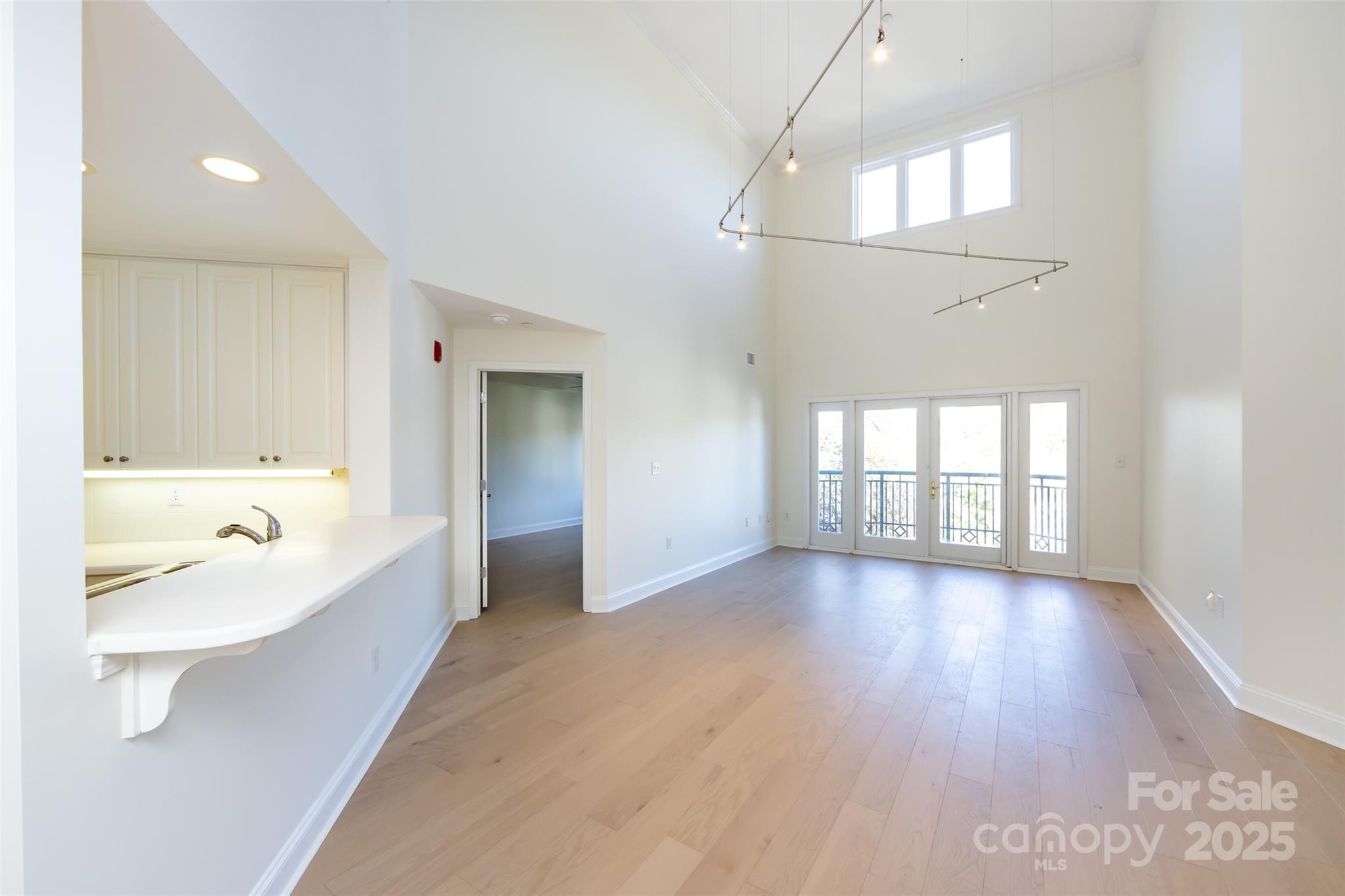 415 N Church Street Unit: 312