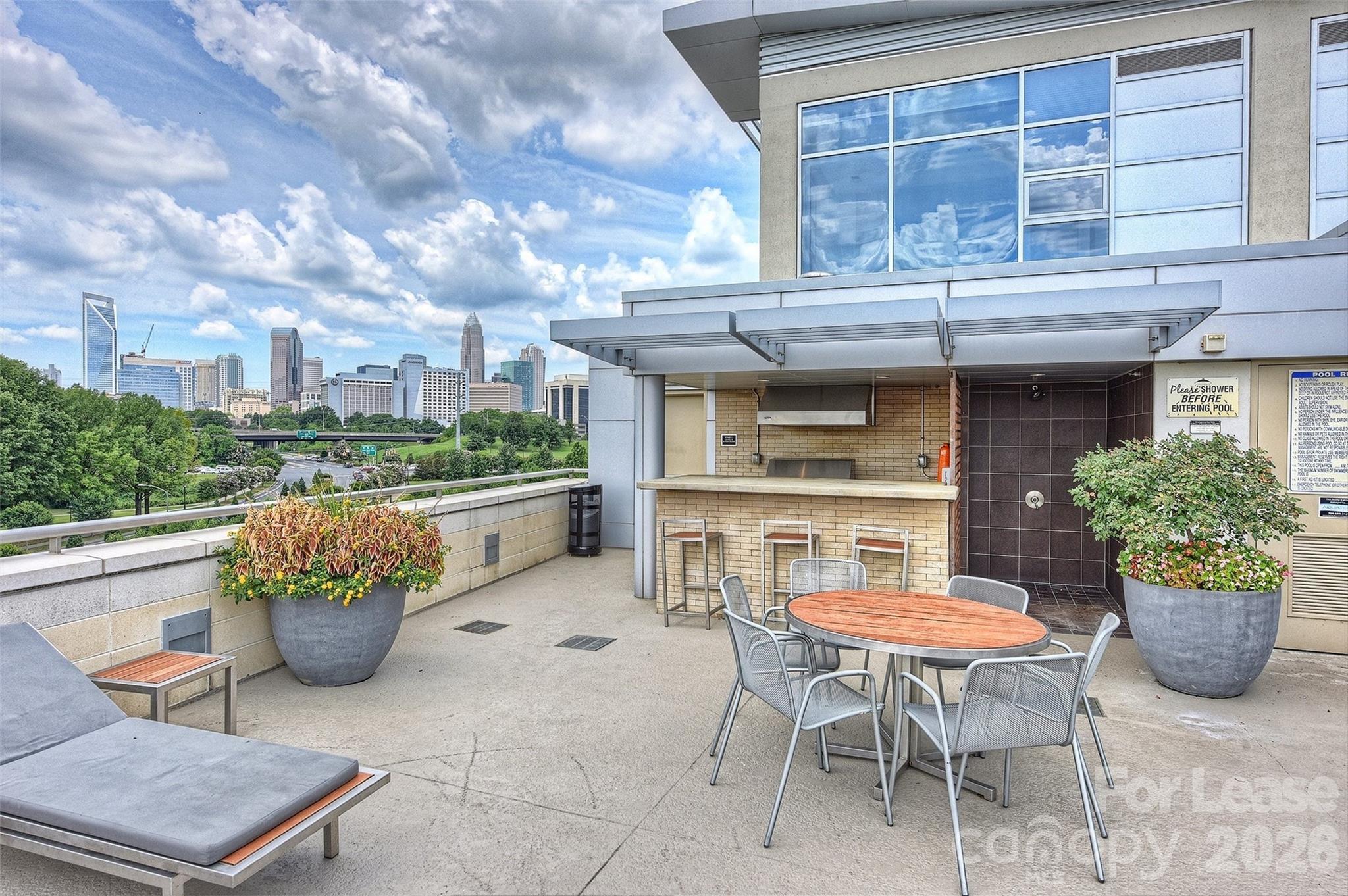 1100 Metropolitan Avenue Unit: 405