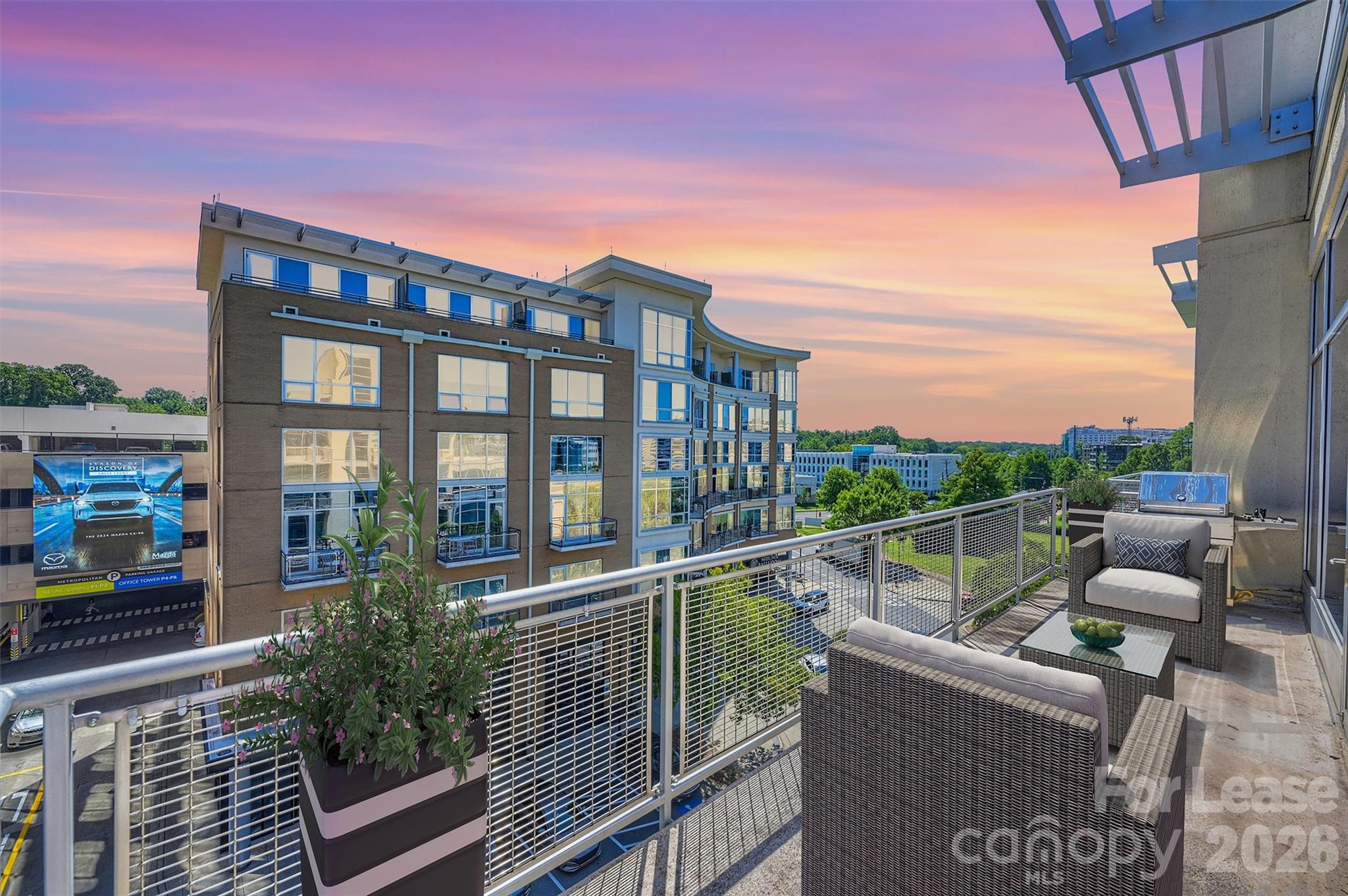 1100 Metropolitan Avenue Unit: 405