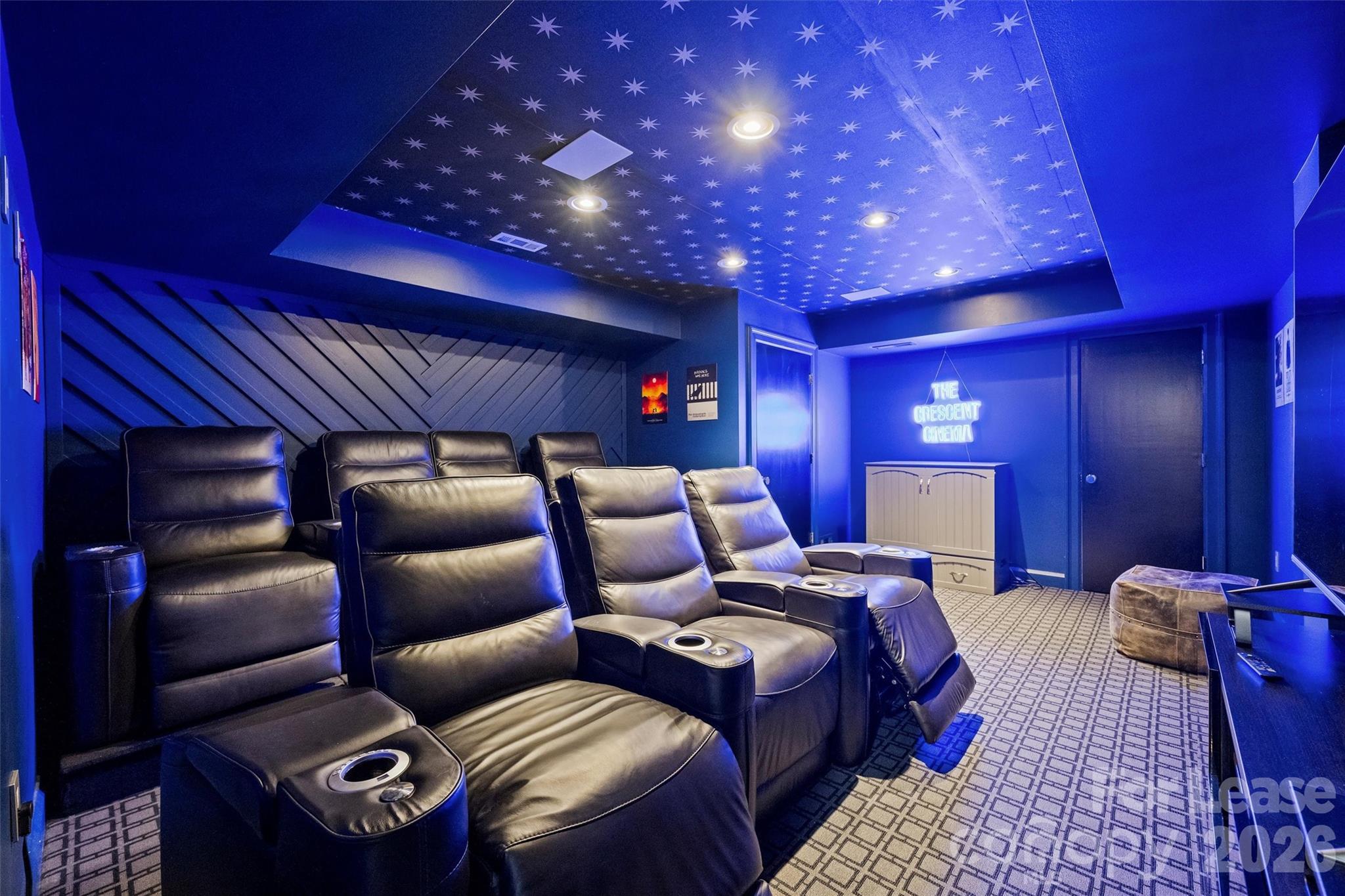 1124 Dilworth Crescent Row