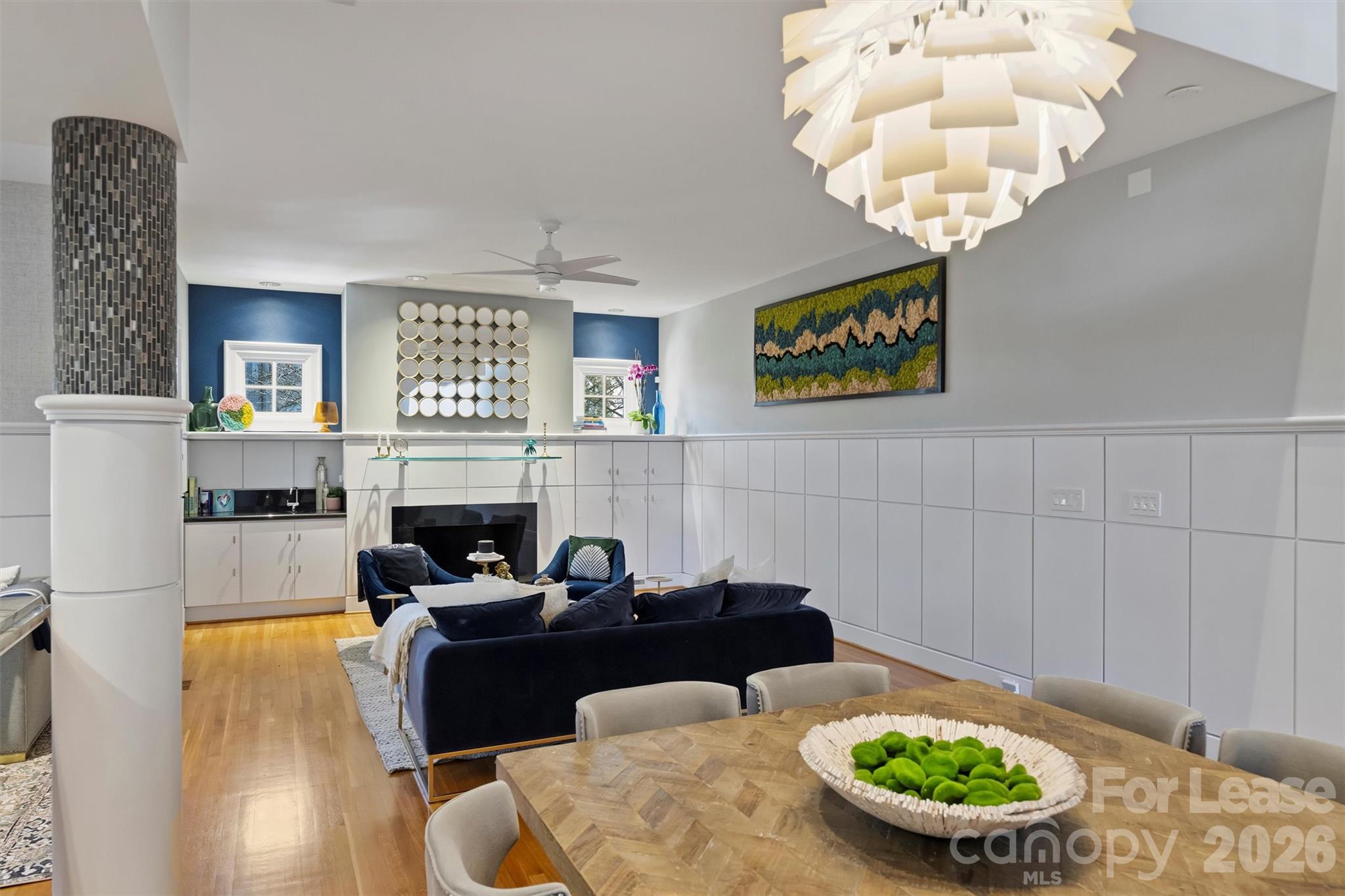 1124 Dilworth Crescent Row