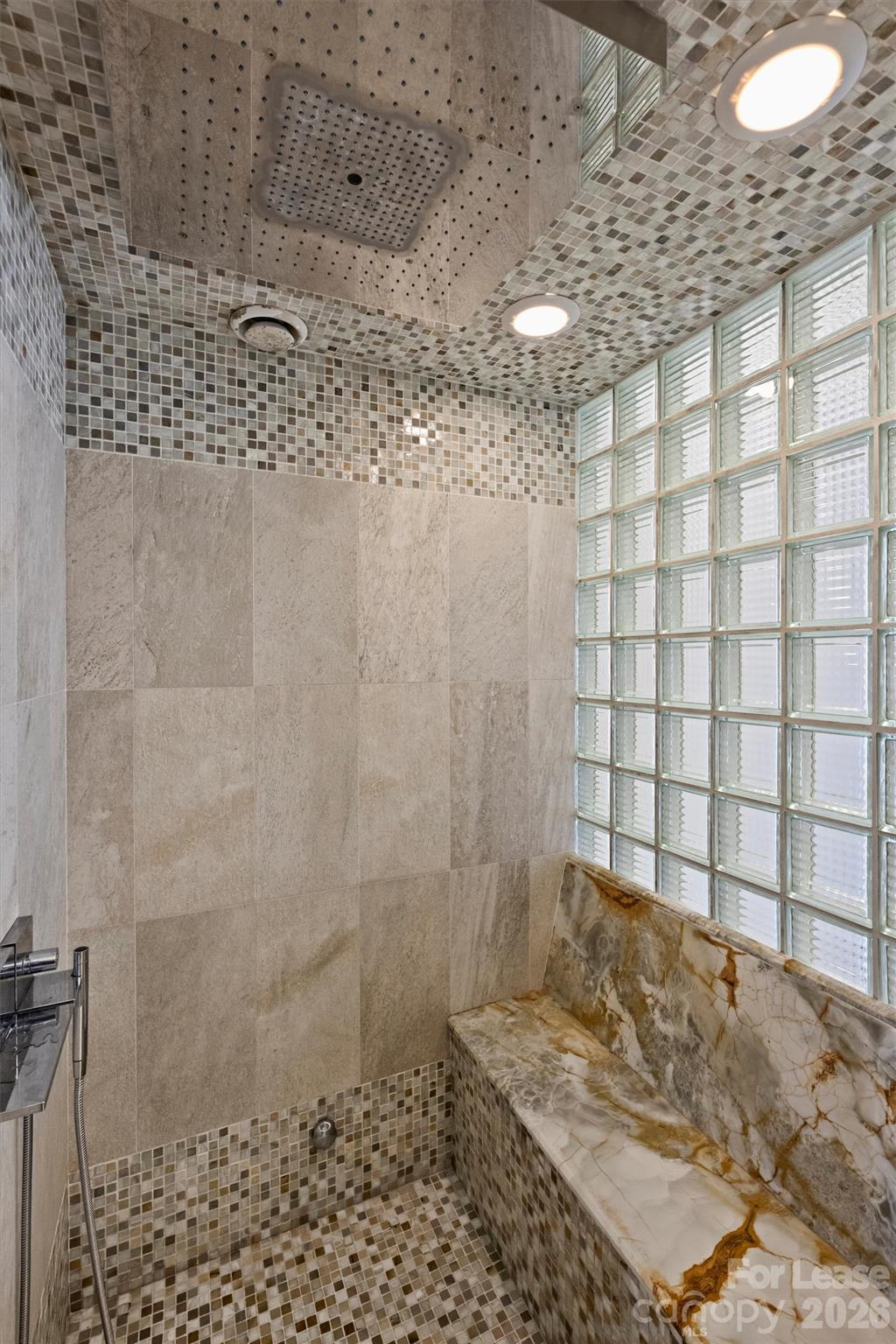 1124 Dilworth Crescent Row