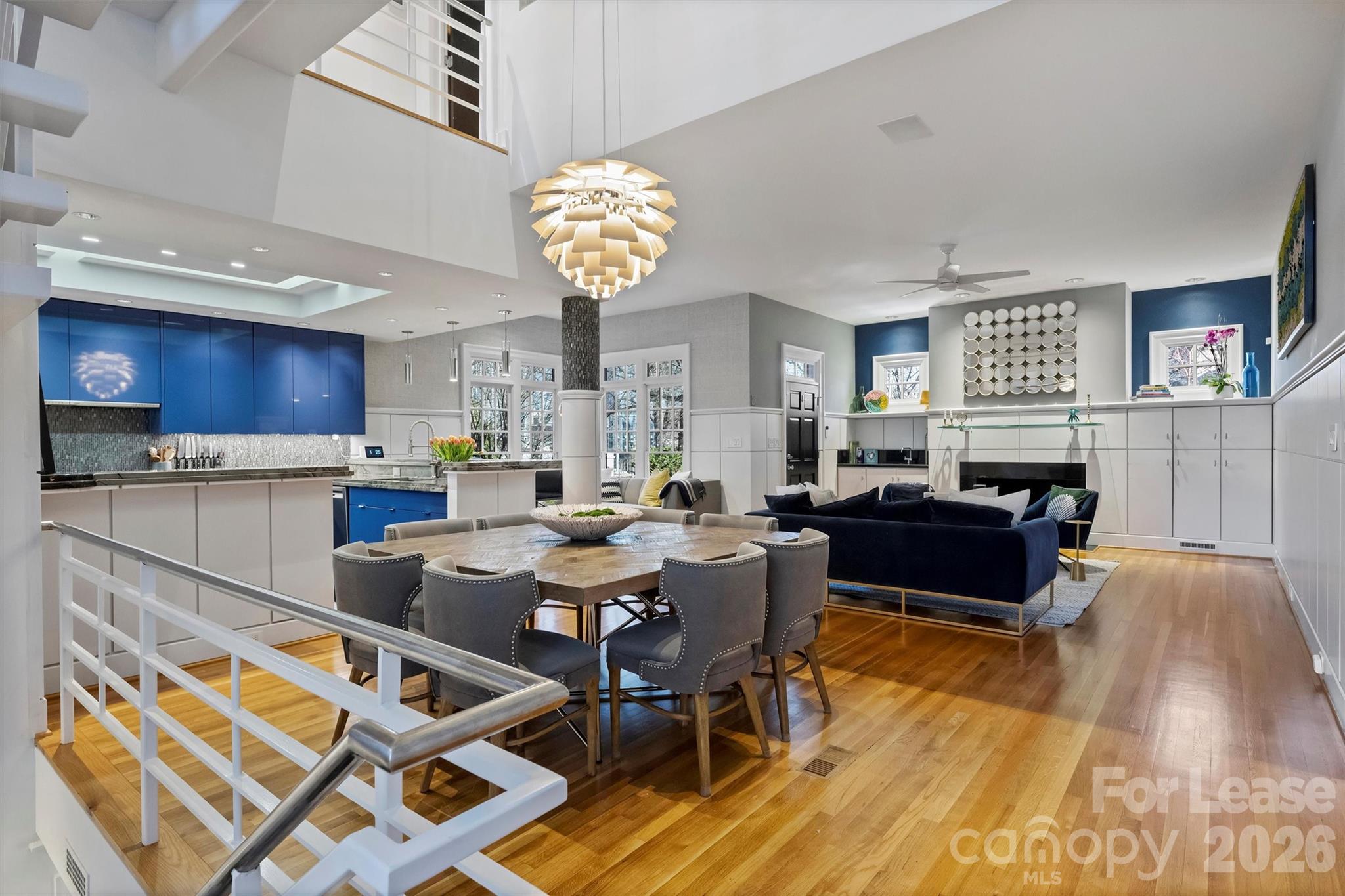 1124 Dilworth Crescent Row