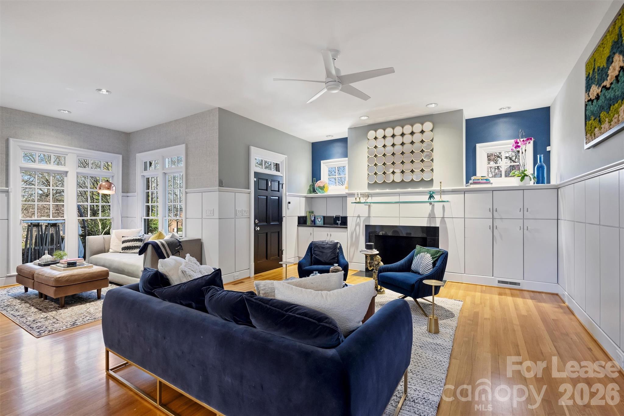 1124 Dilworth Crescent Row