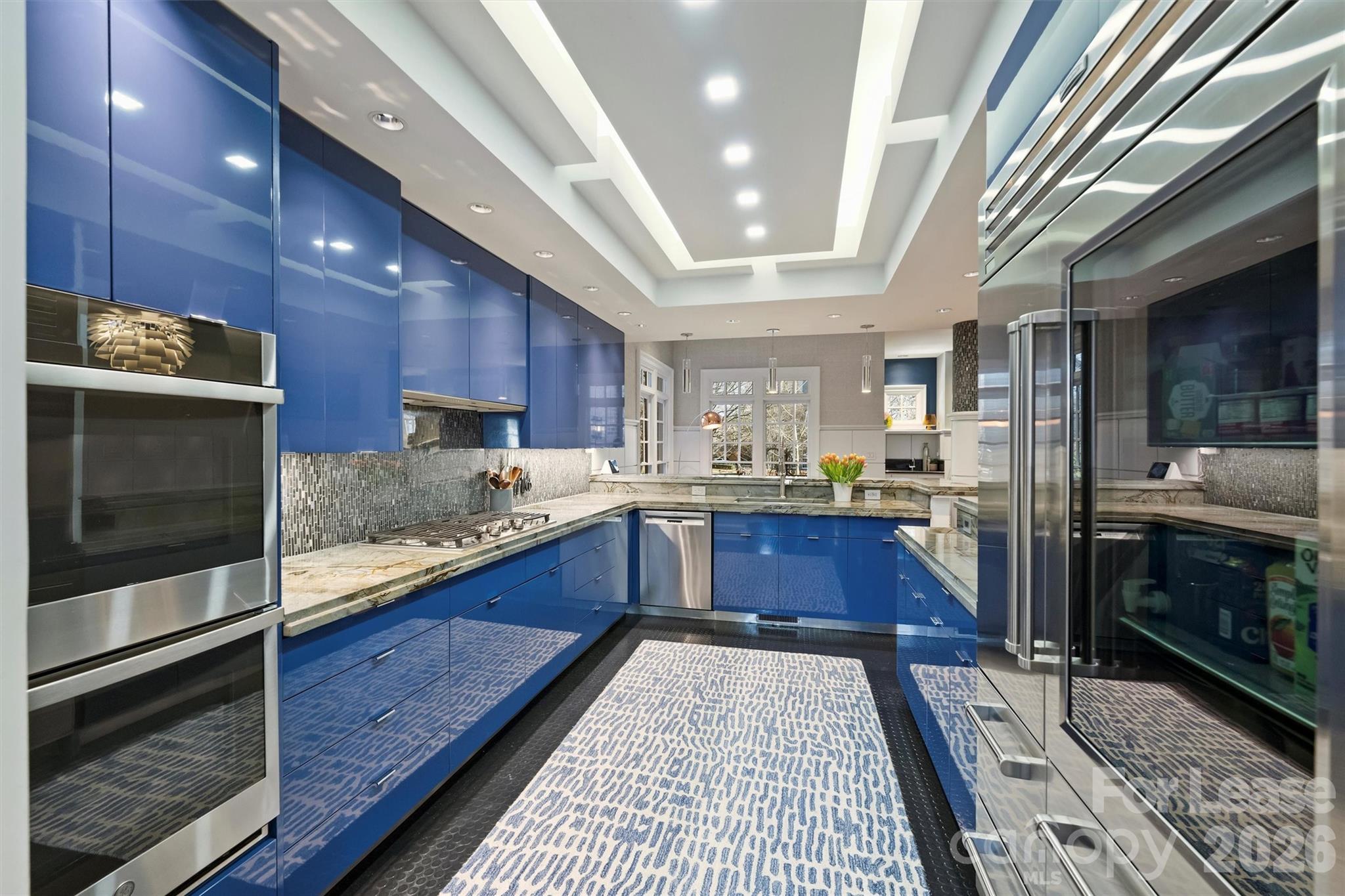 1124 Dilworth Crescent Row