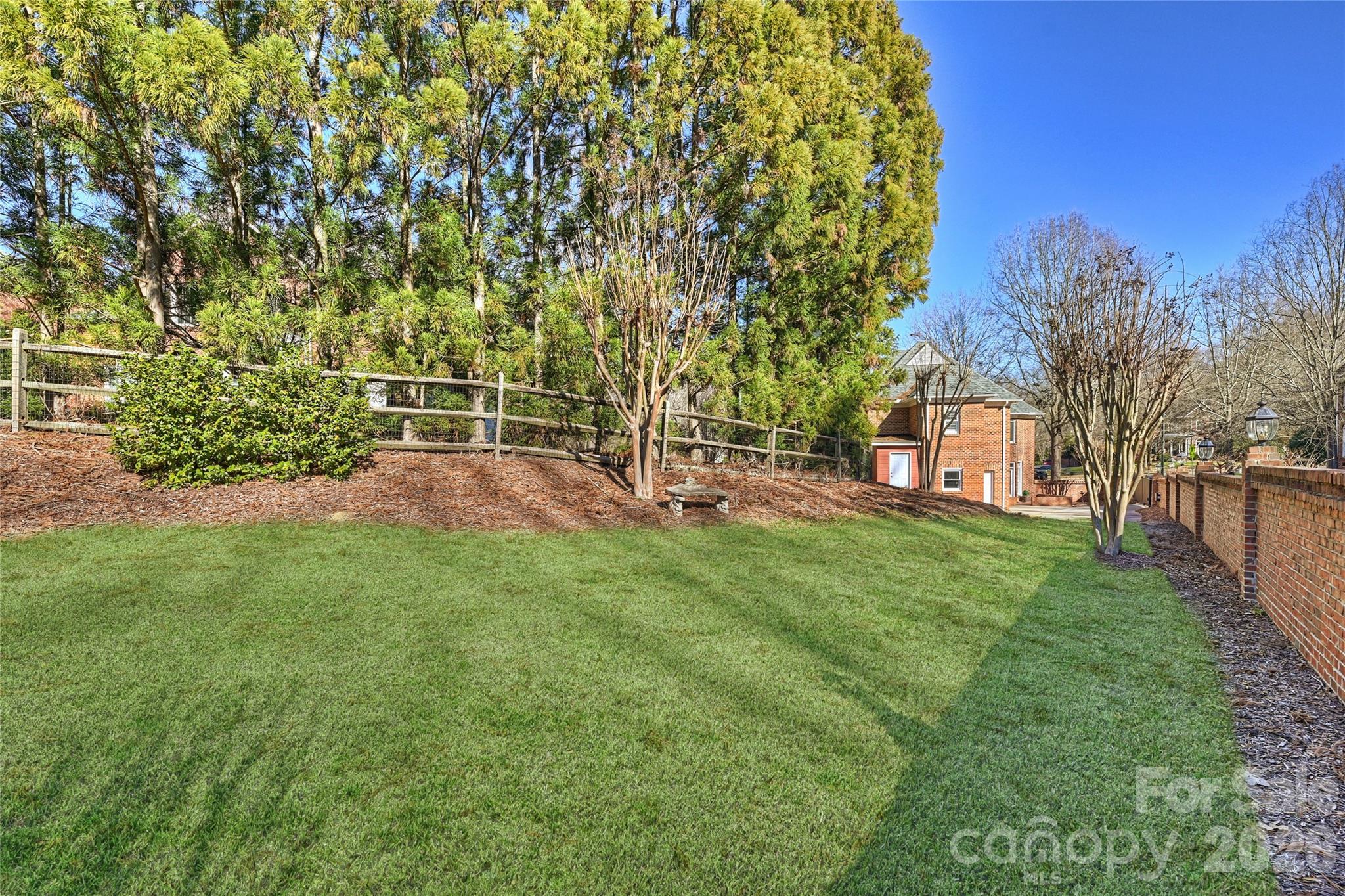 5242 Colony Road