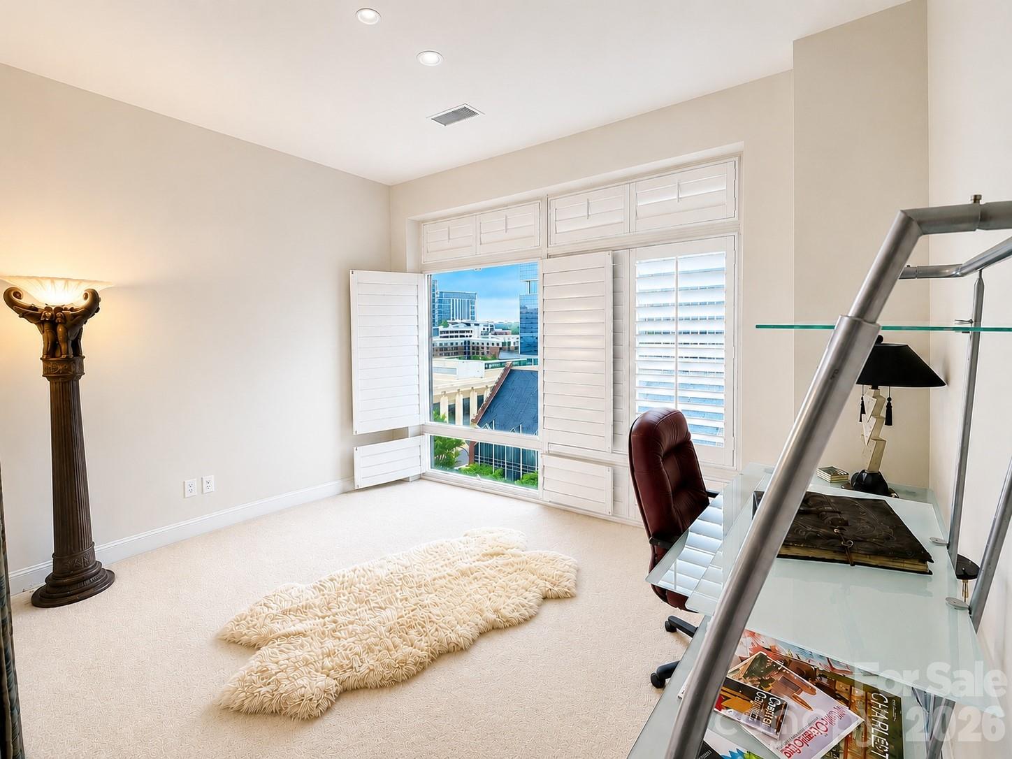 435 S Tryon Street Unit: 703
