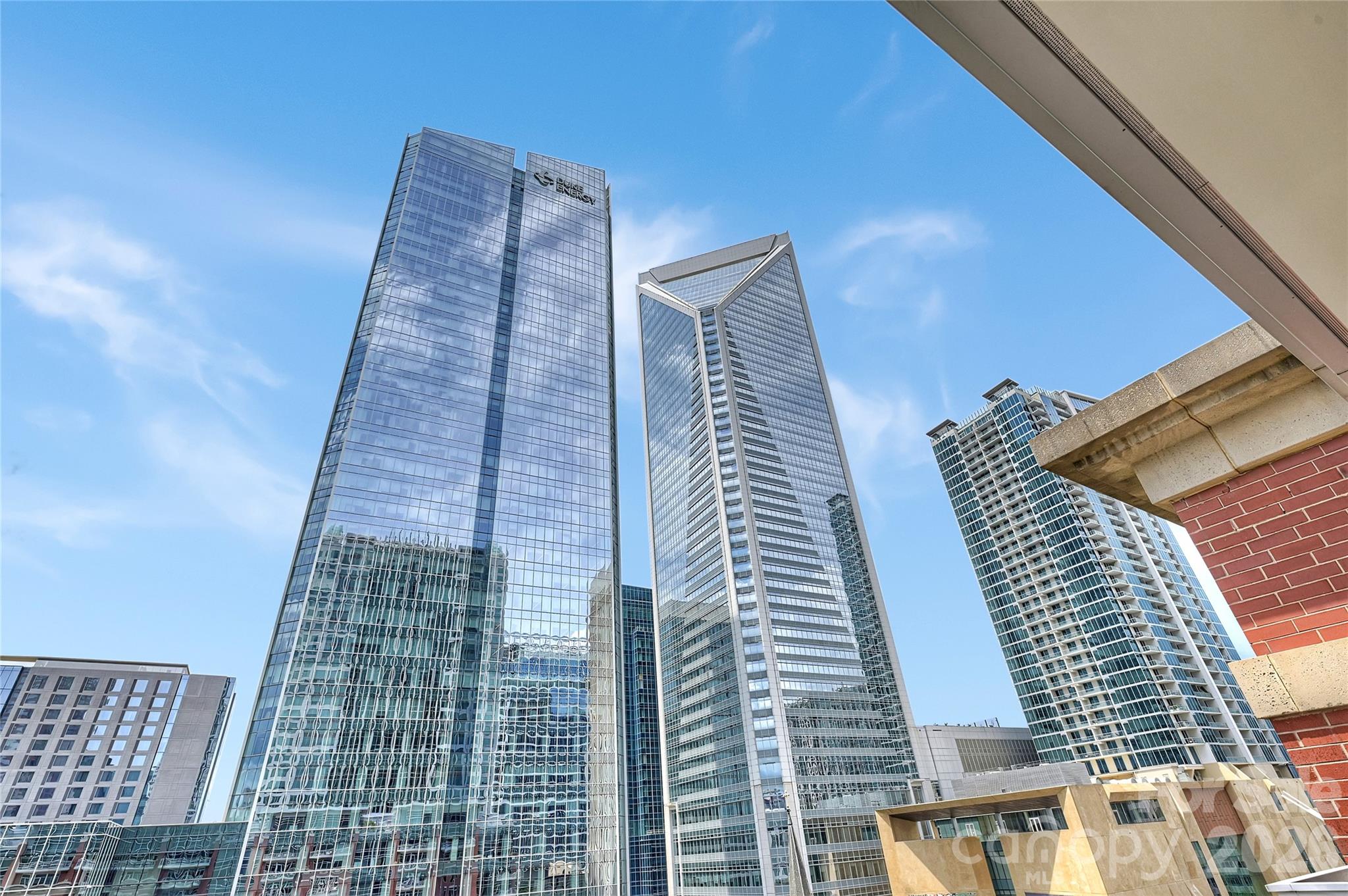 435 S Tryon Street Unit: 703