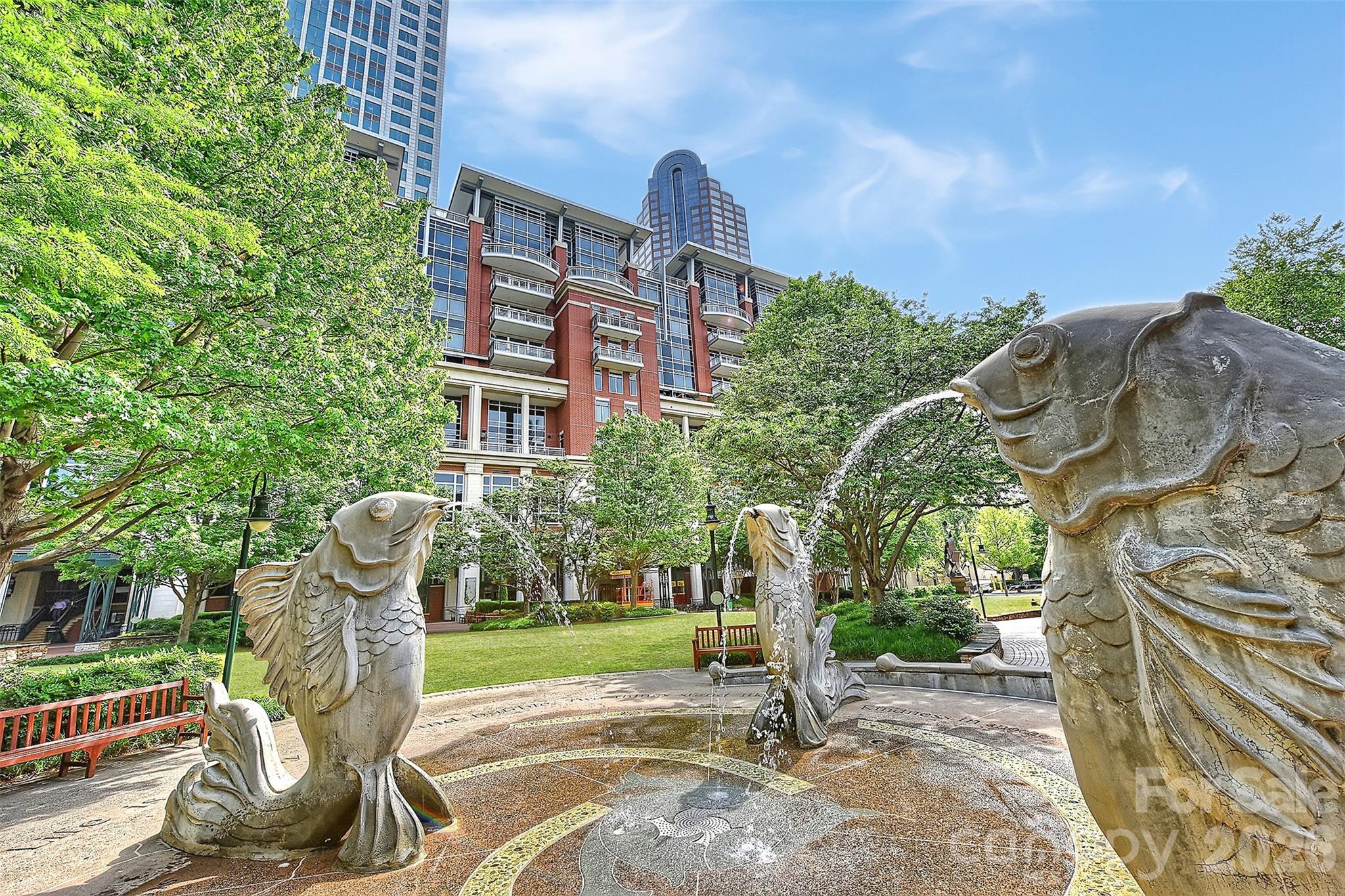 435 S Tryon Street Unit: 703